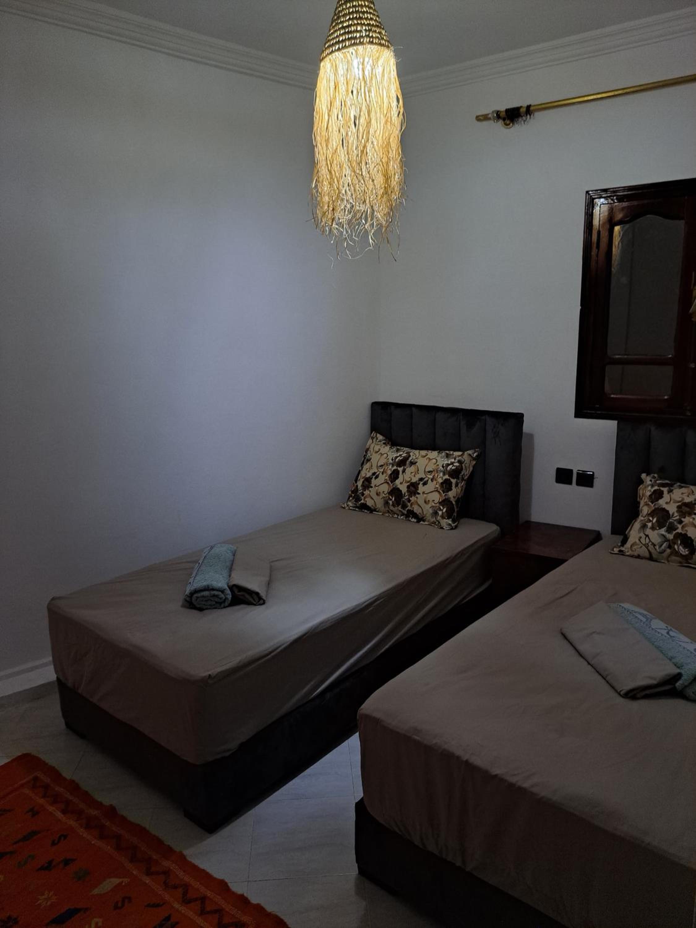 Twin Room with Private Bathroom photo 1