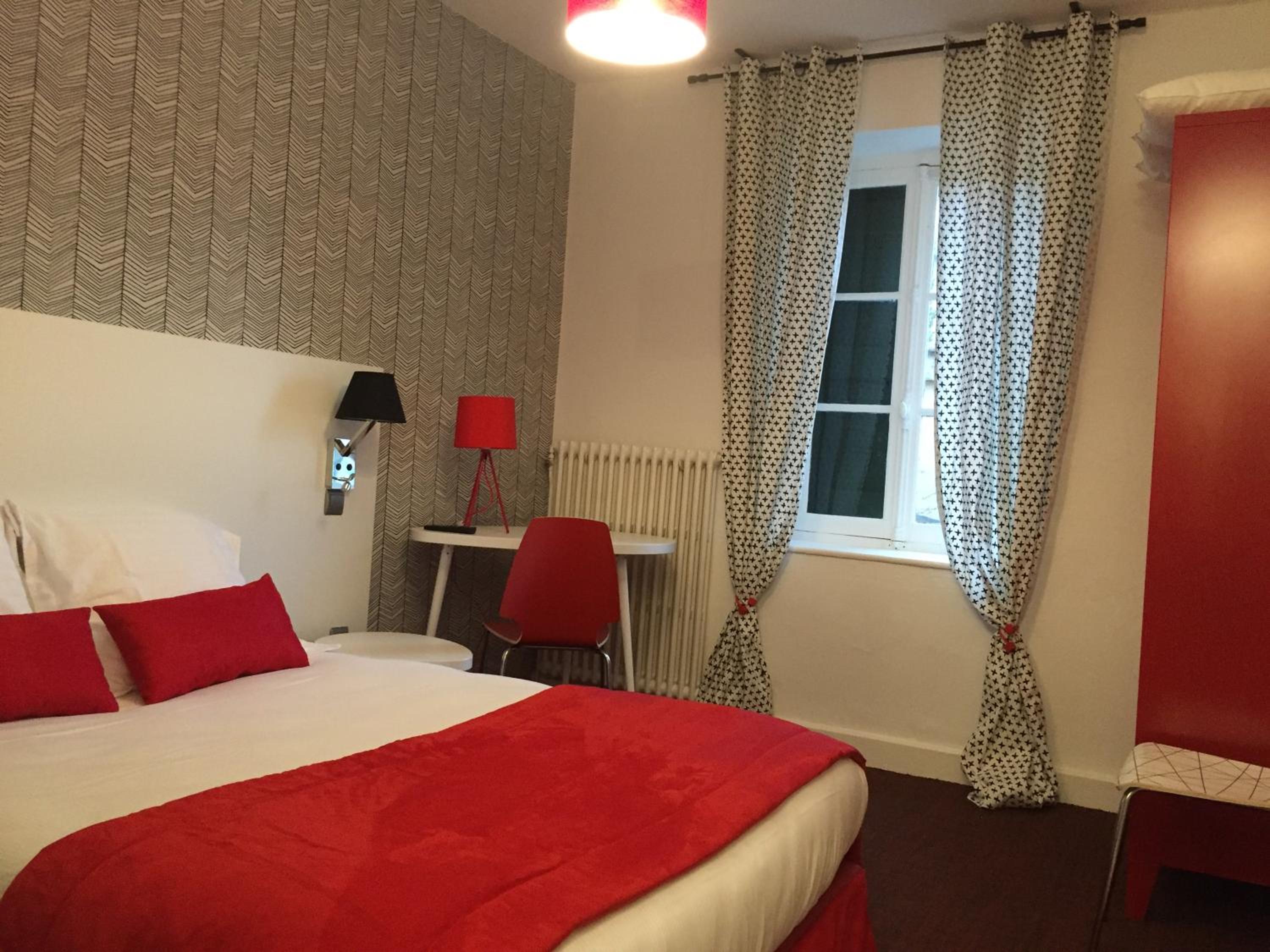 Double Room - Photo 15