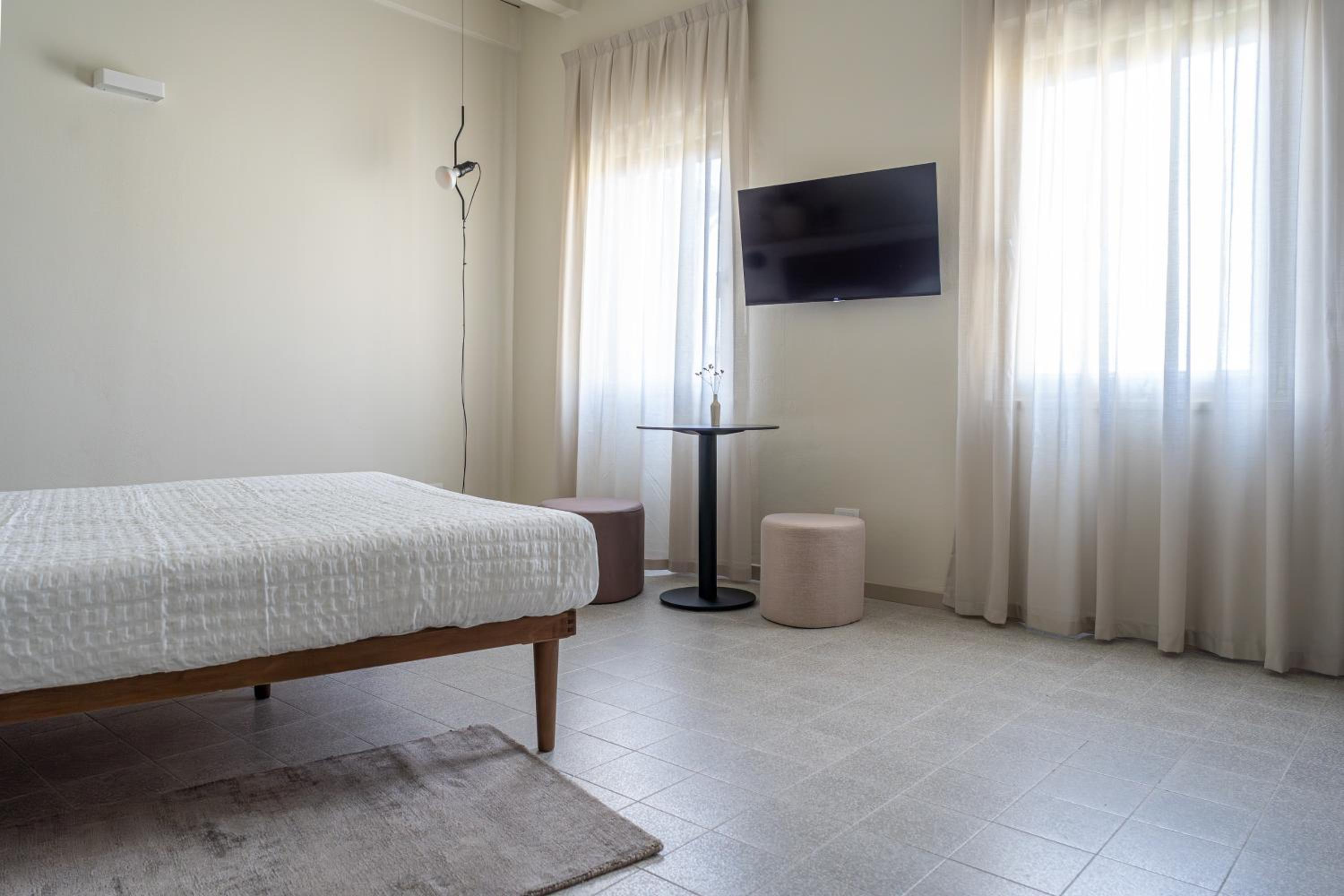 Double Room with Lake View photo 2