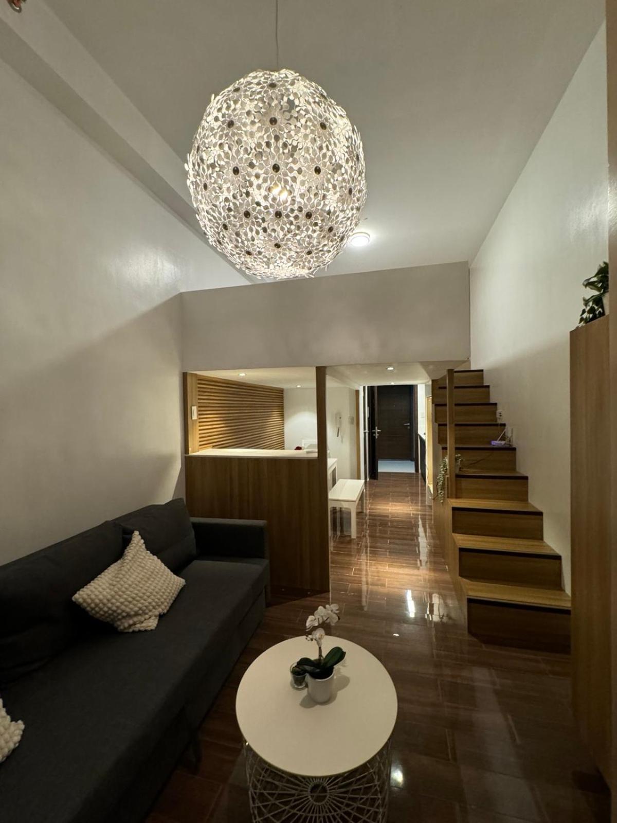 Suite With City View