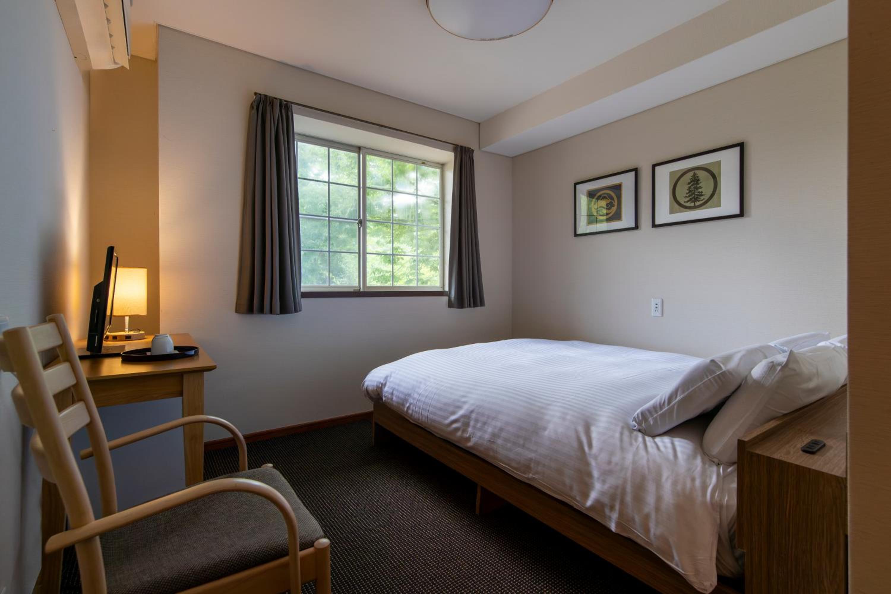 Standard Double Room - Main Building - Photo 4