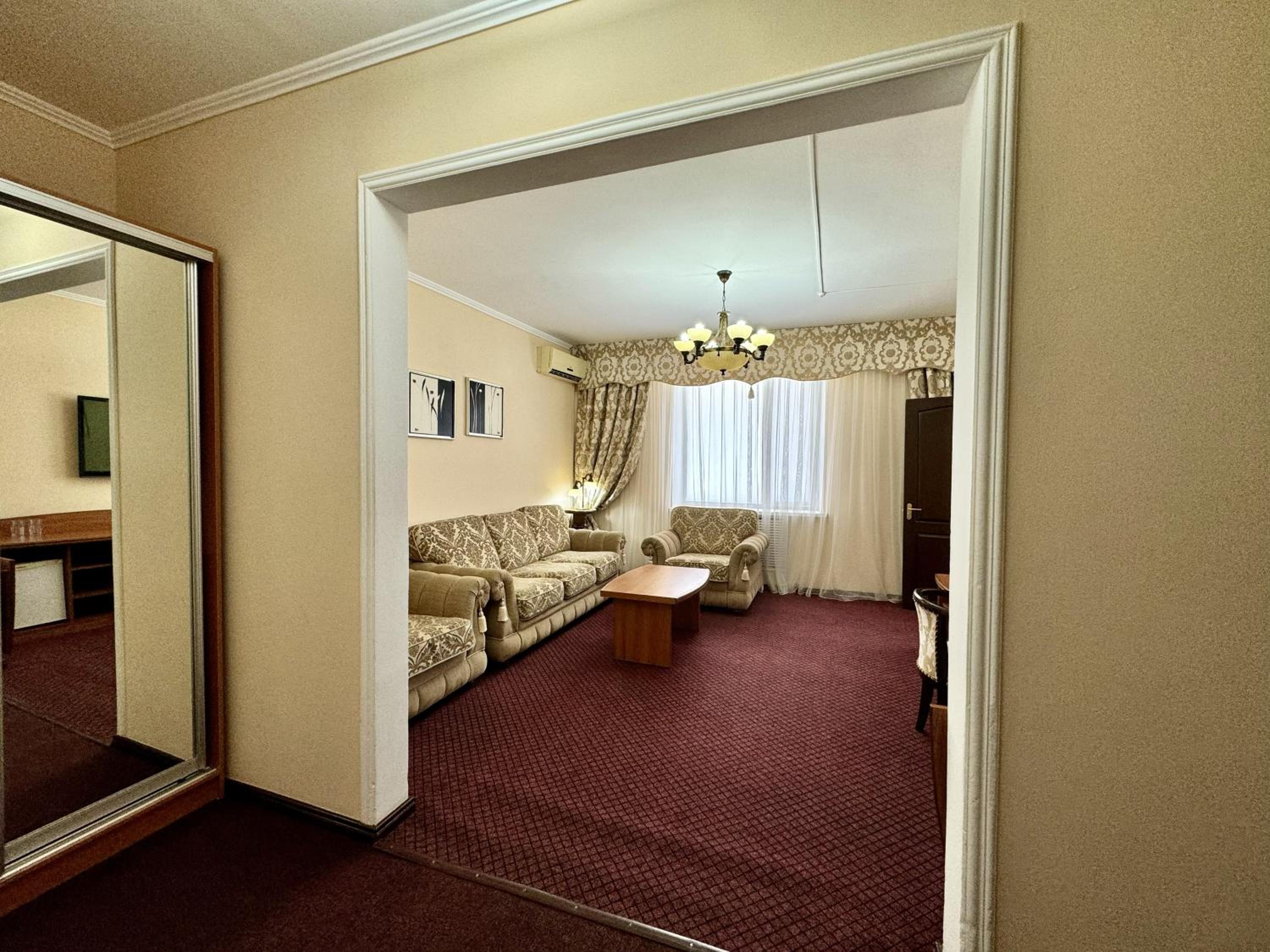 Standard Suite