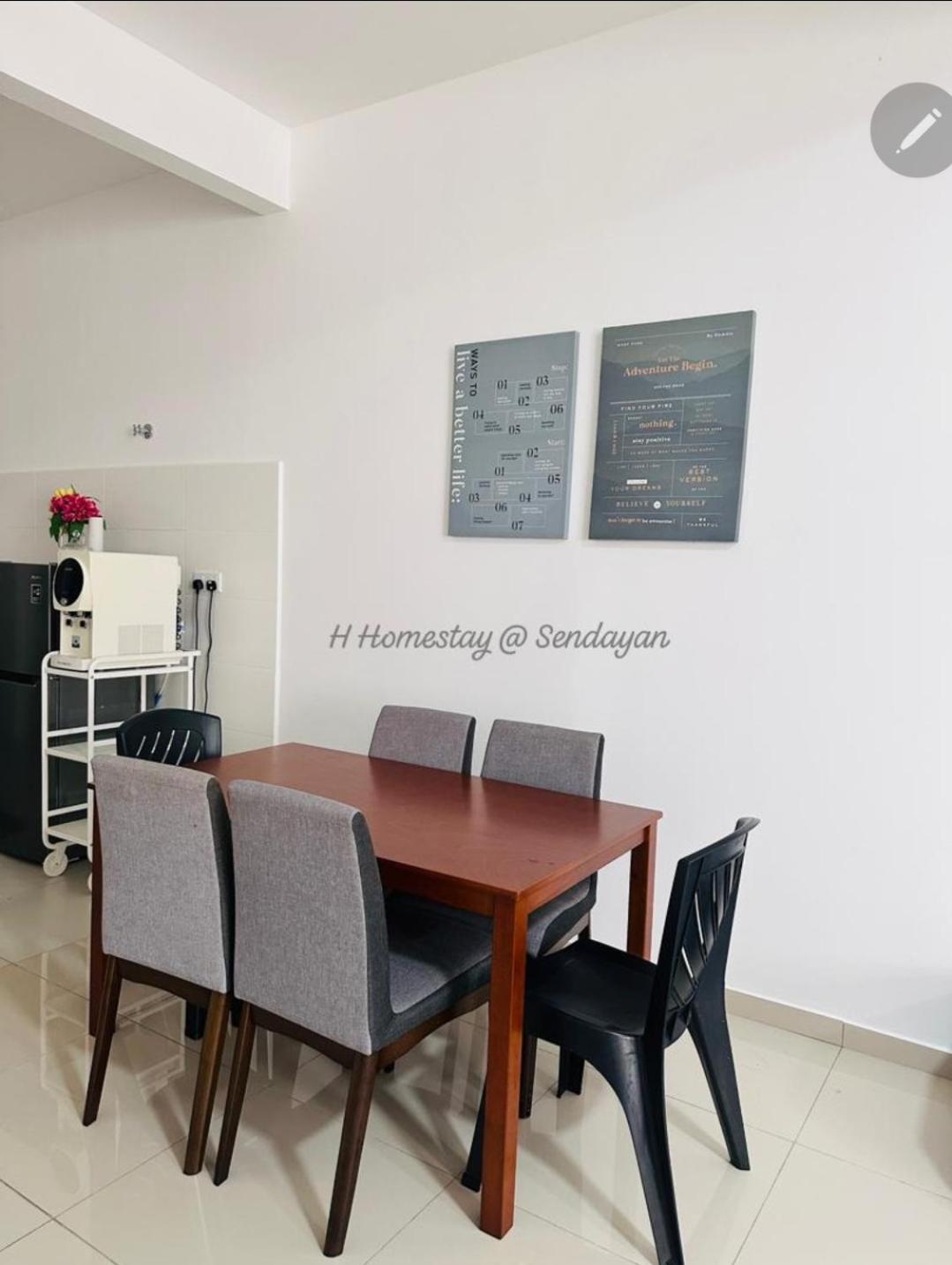 Three-Bedroom House photo 2
