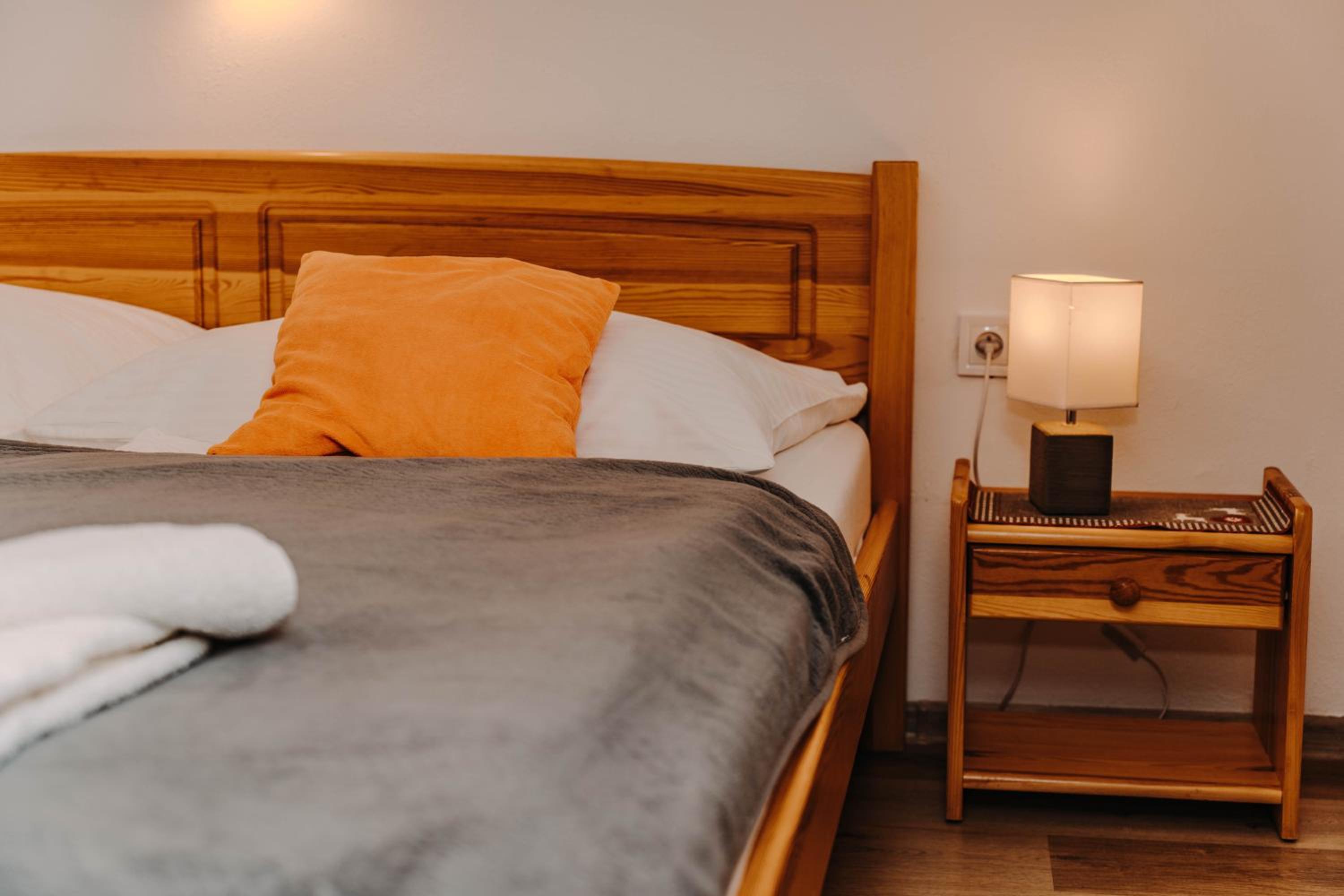 Standard Double Room with Shared Bathroom photo 1