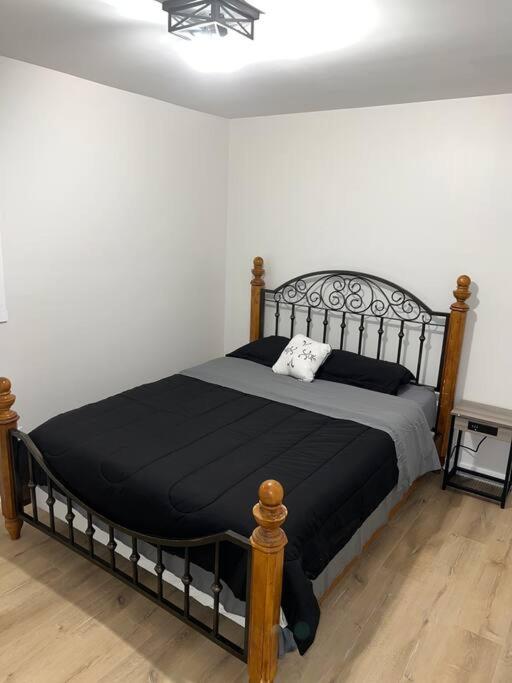 Four-Bedroom House photo 2