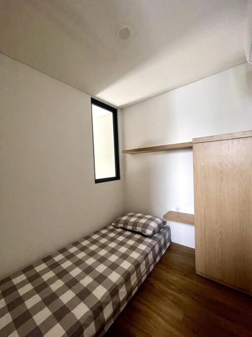 Two-Bedroom House photo 2