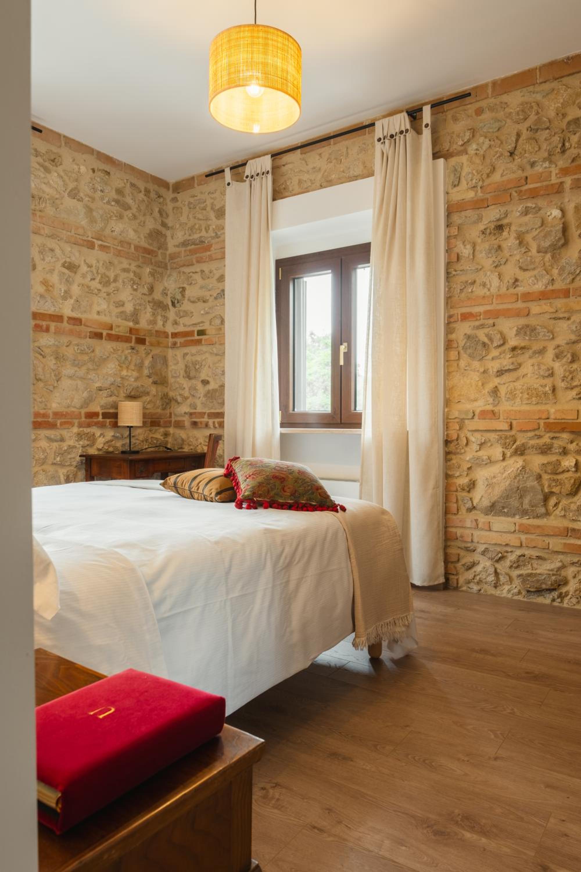 Family Two-Bedroom Apartment with View photo 1