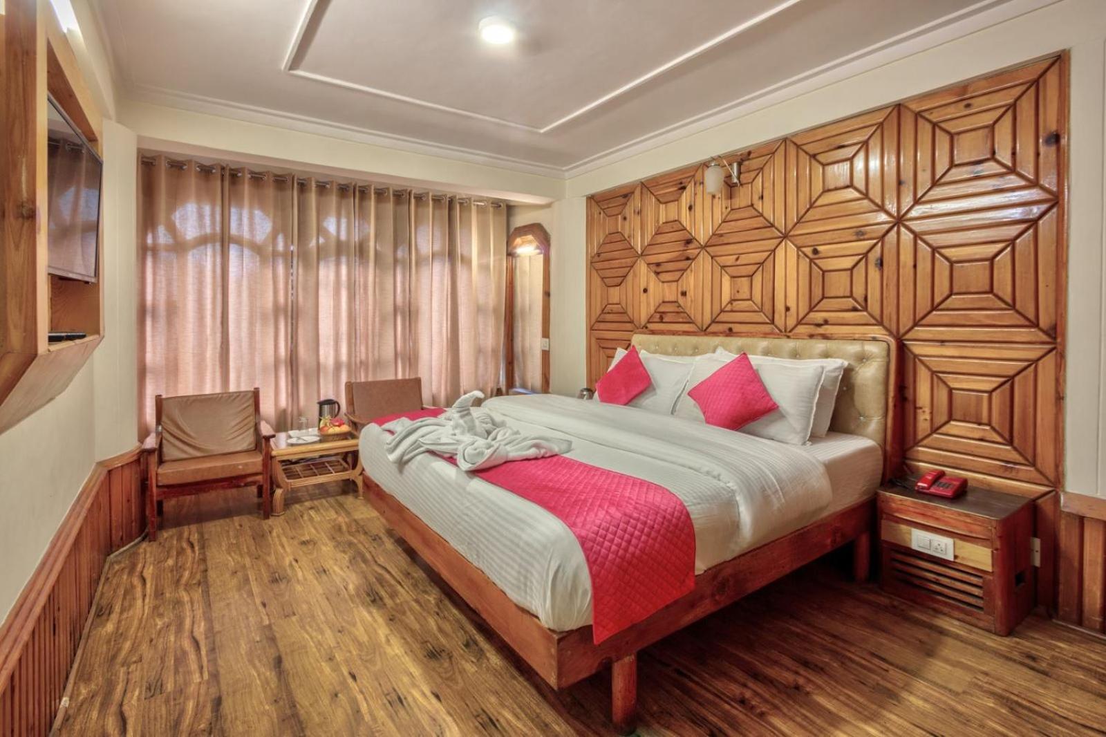 Deluxe Room - Photo 41