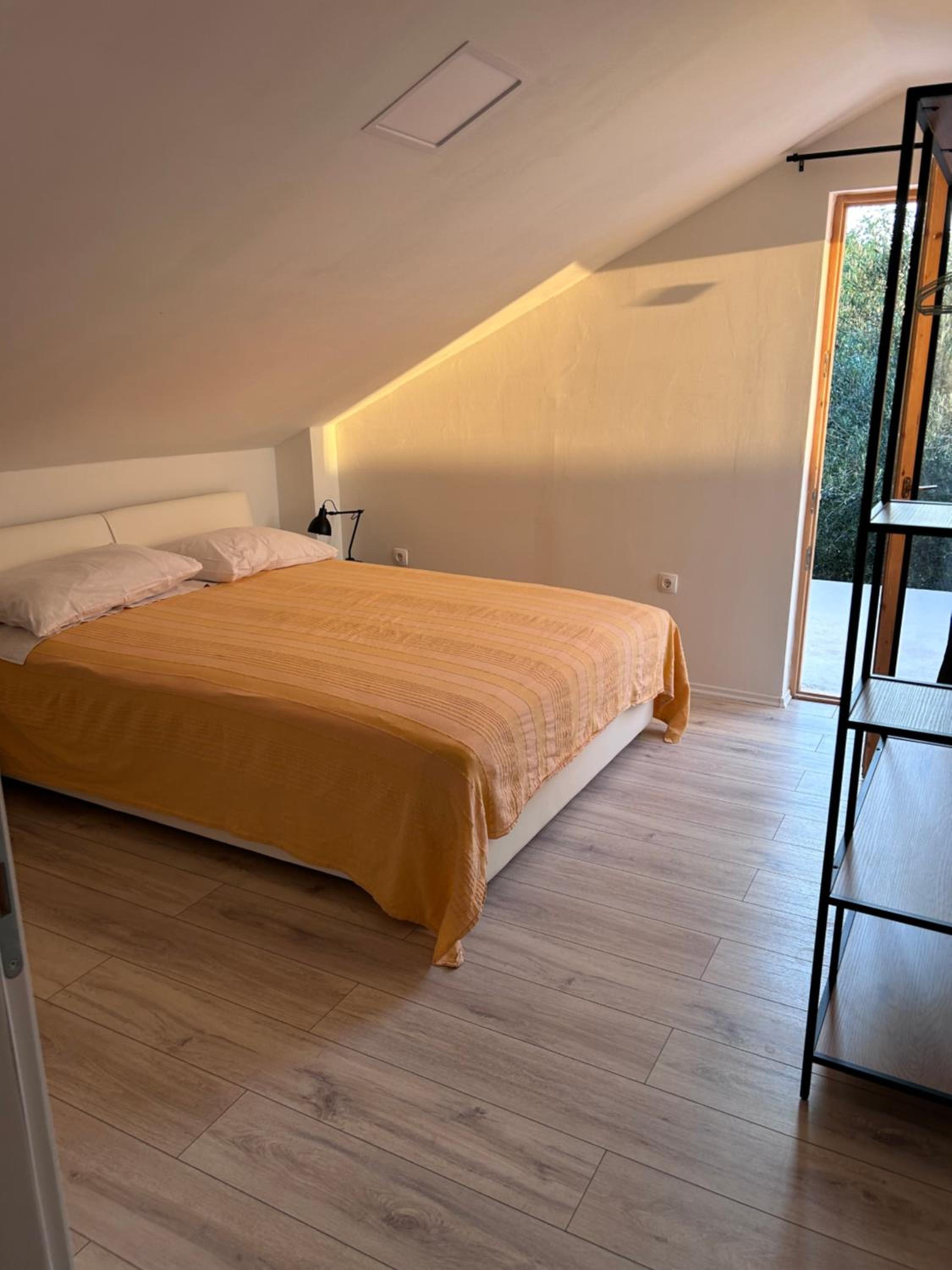Apartment - Split Level