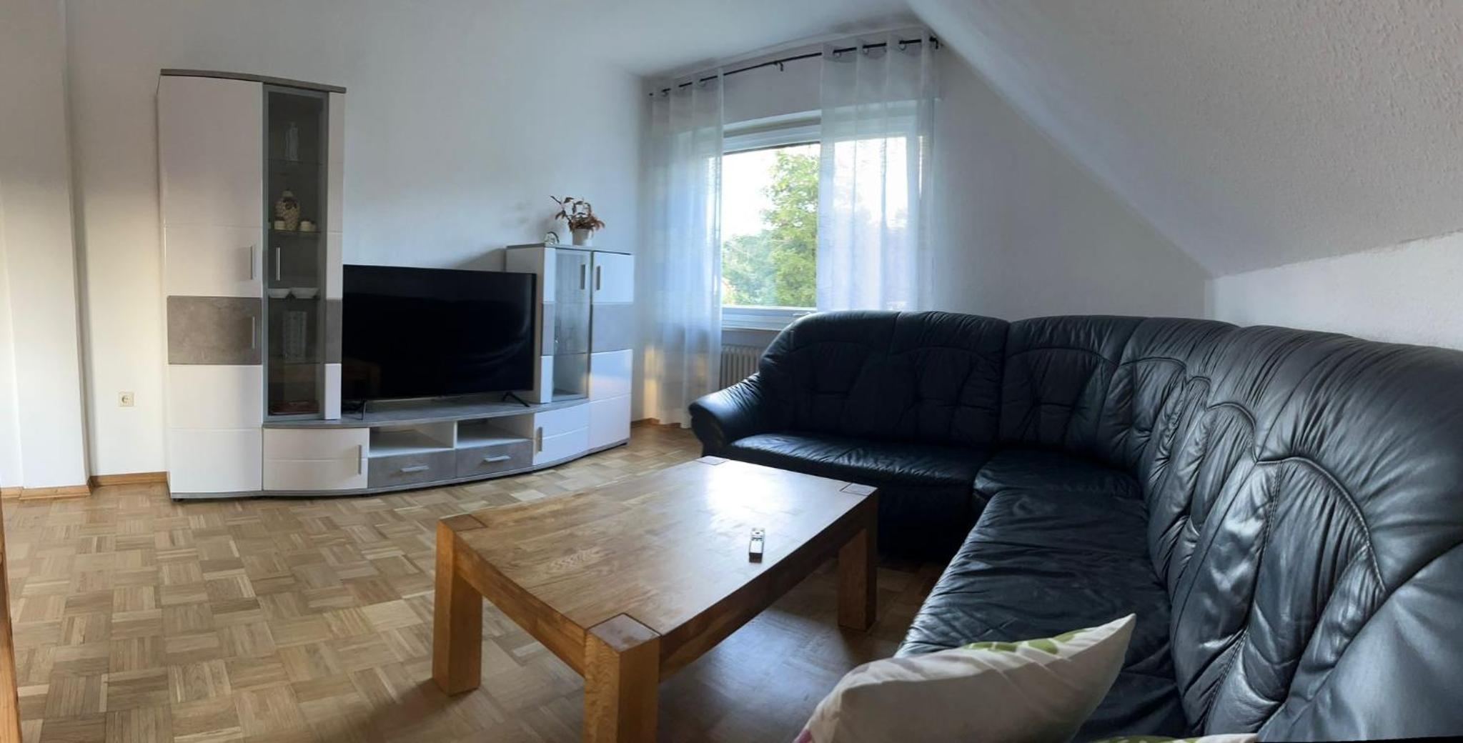 Three-Bedroom Apartment photo 2