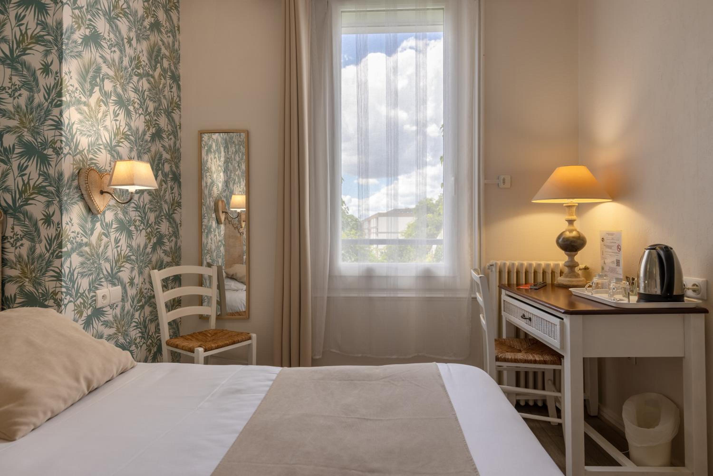 Standard Double Room with Air Conditioning photo 2