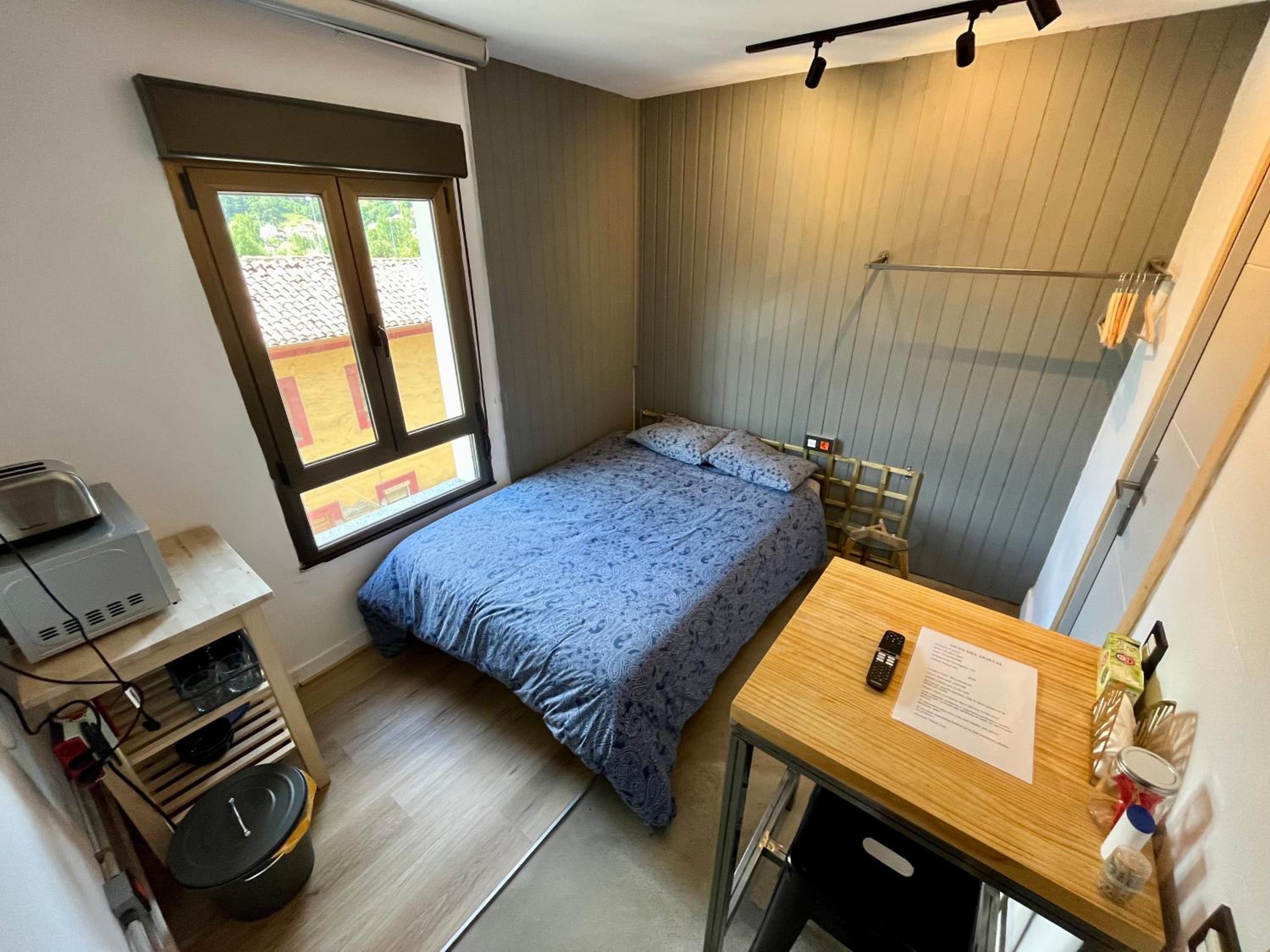 Habitación individual con baño privado