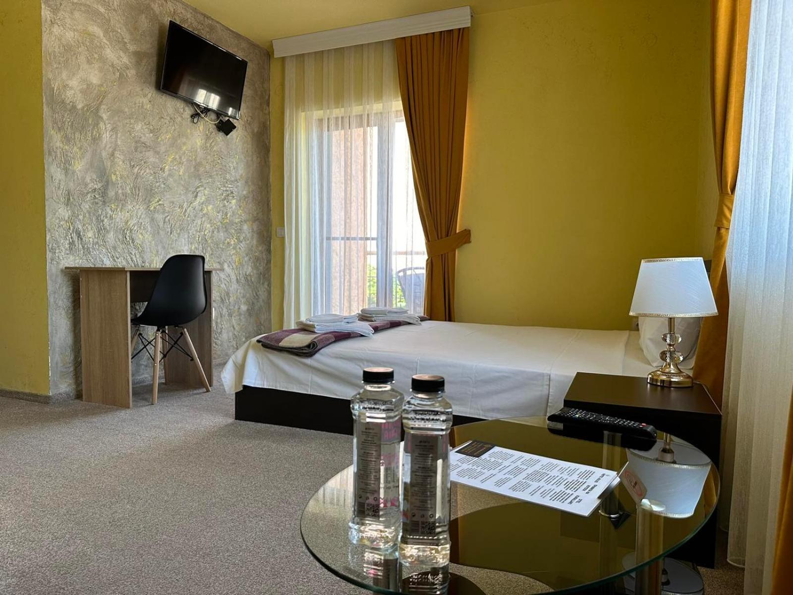 Double Room with Terrace photo 2