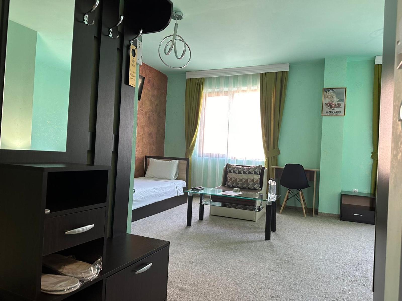 Classic Quadruple Room photo 1