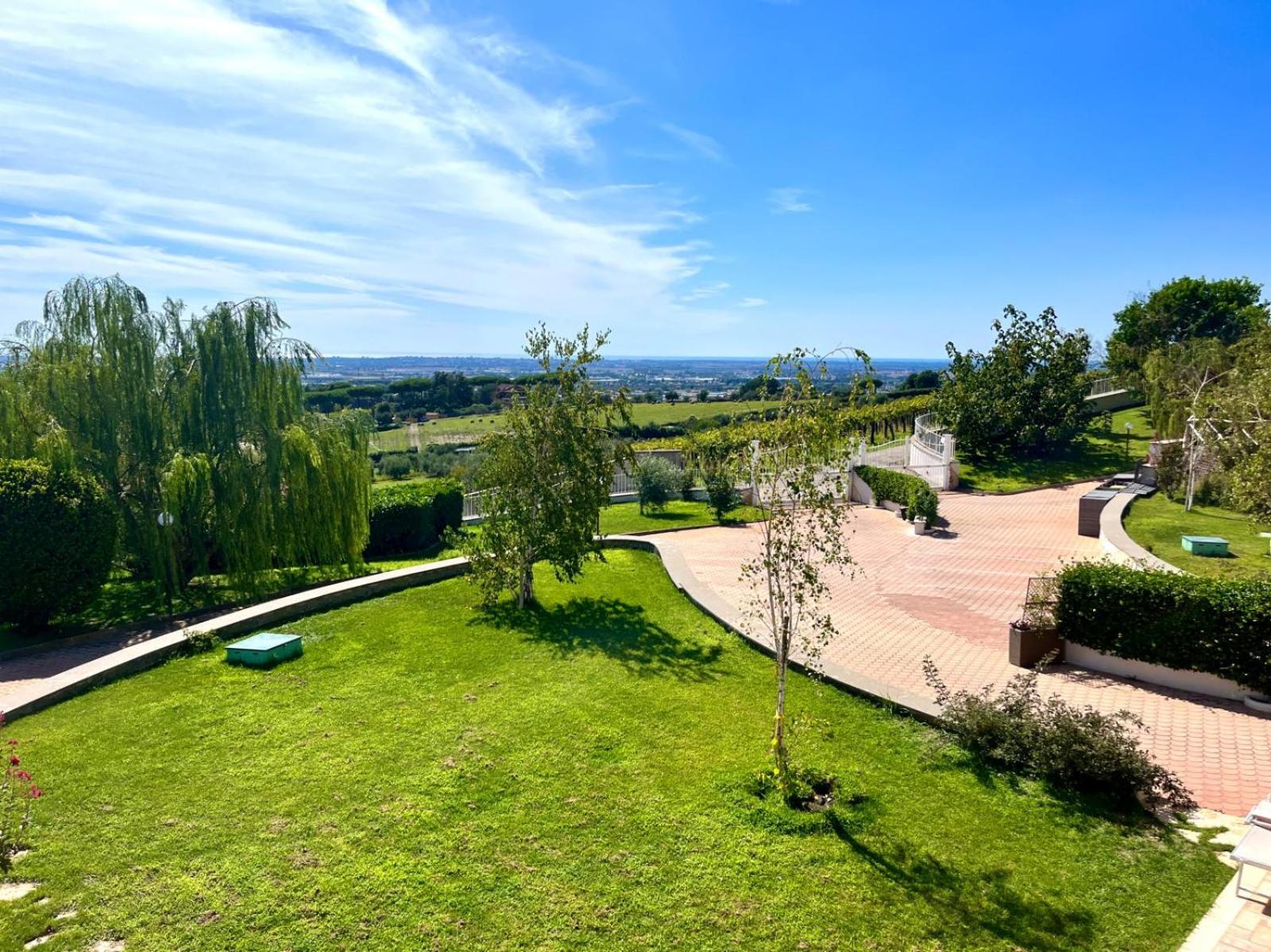 Apartment with Garden View - Photo 19