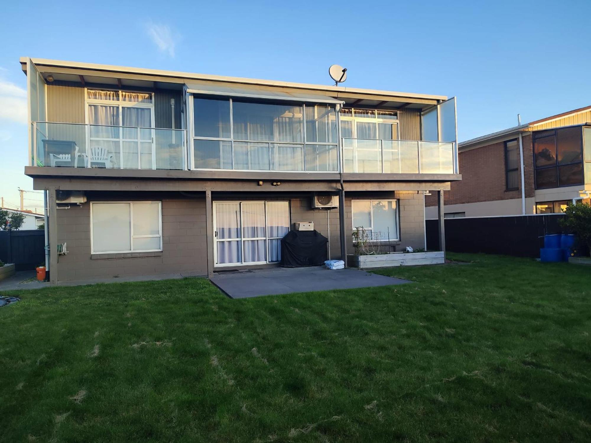 Four-Bedroom House photo 2