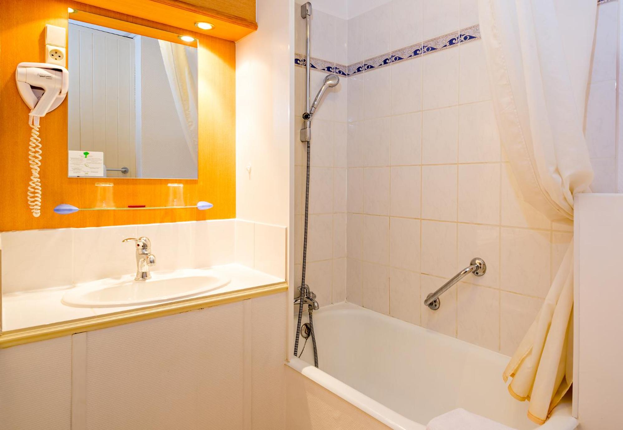 Deluxe Double Room - Photo 2