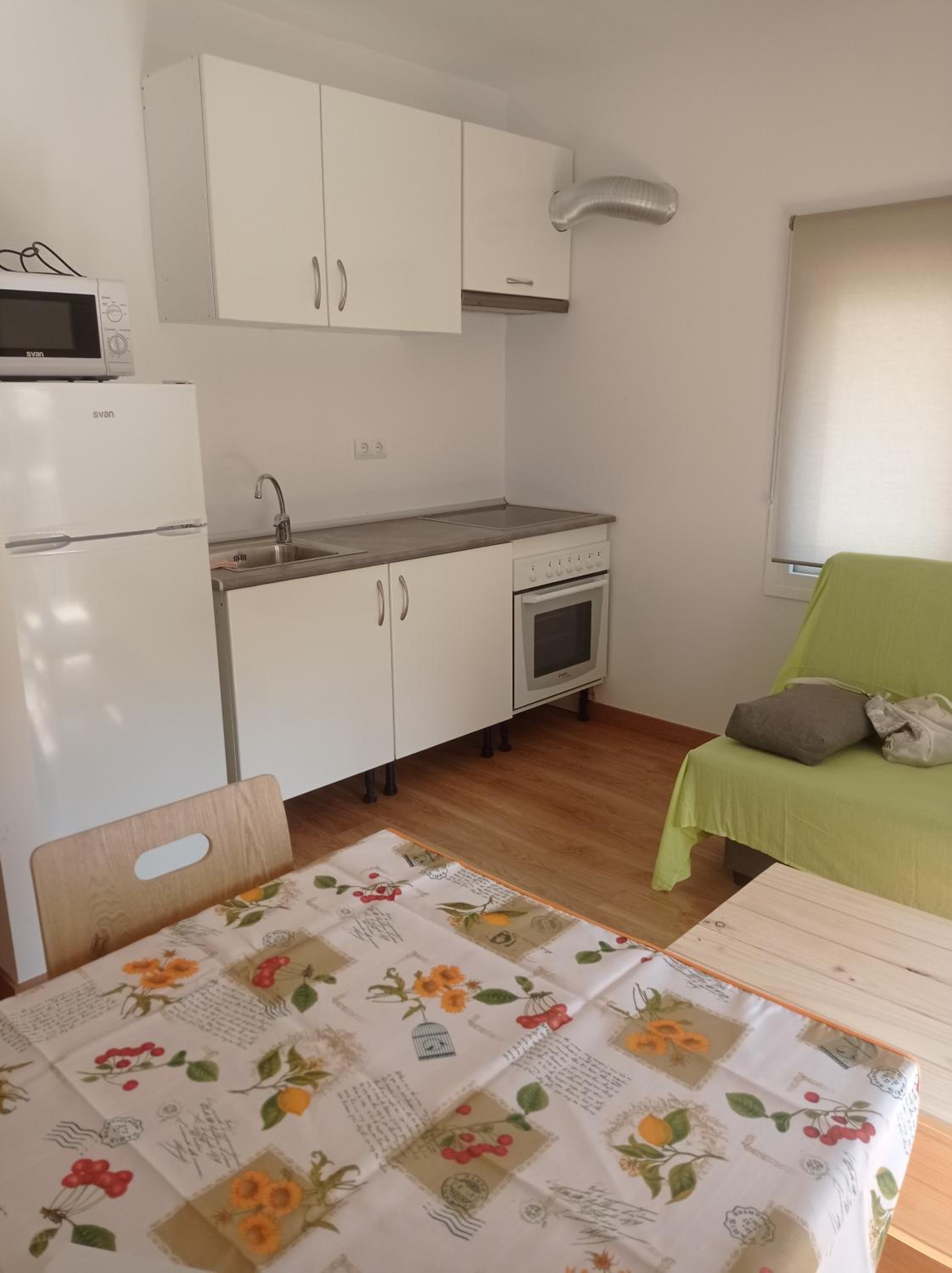 Two-Bedroom Apartment with City View photo 3