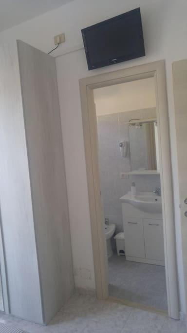 Two-Bedroom Apartment photo 3