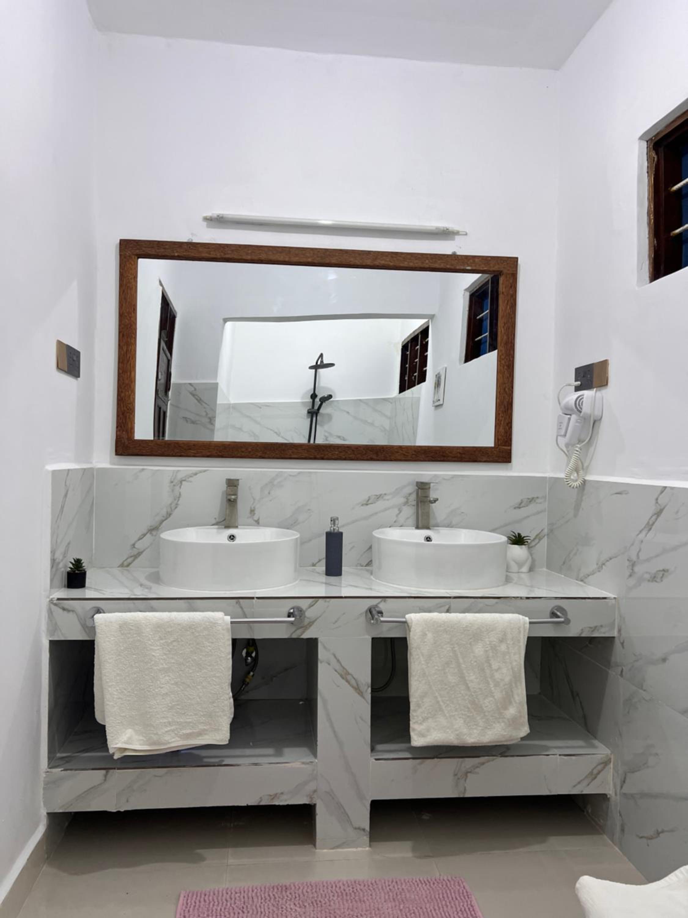 Comfort Triple Room with Shower photo 3