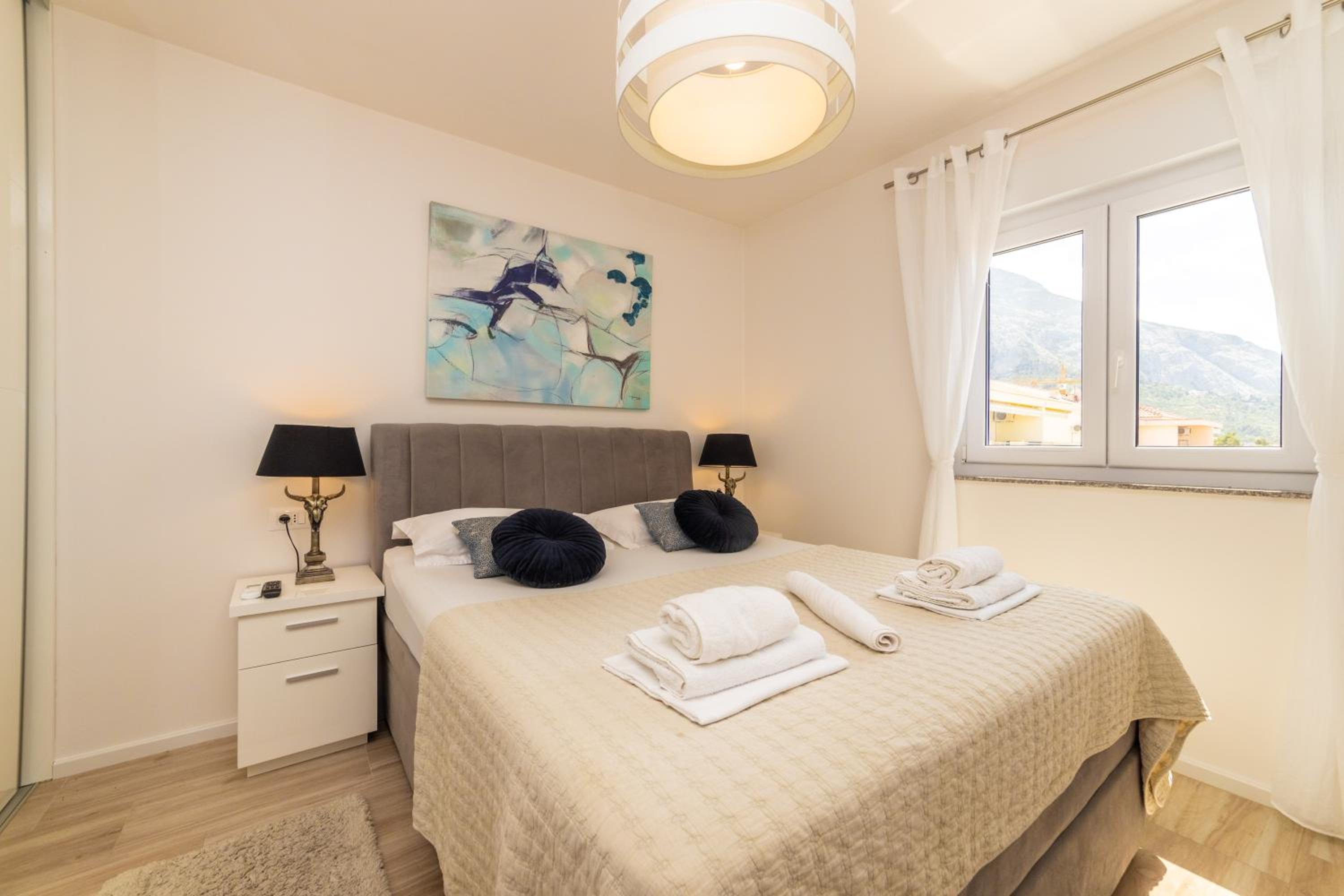 Two-Bedroom Apartment with Sea View
