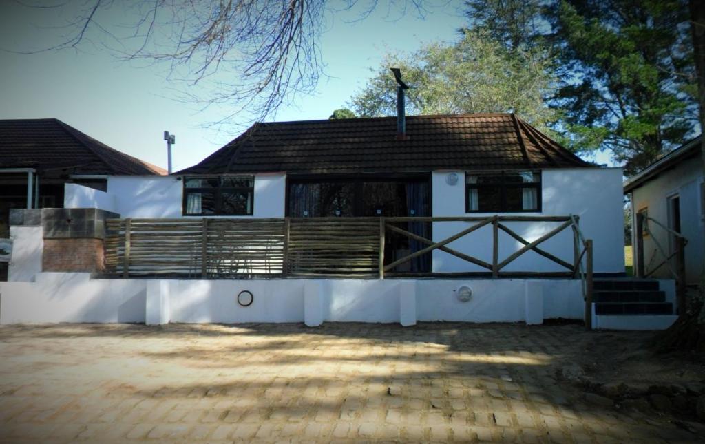 Family Bungalow - Photo 3