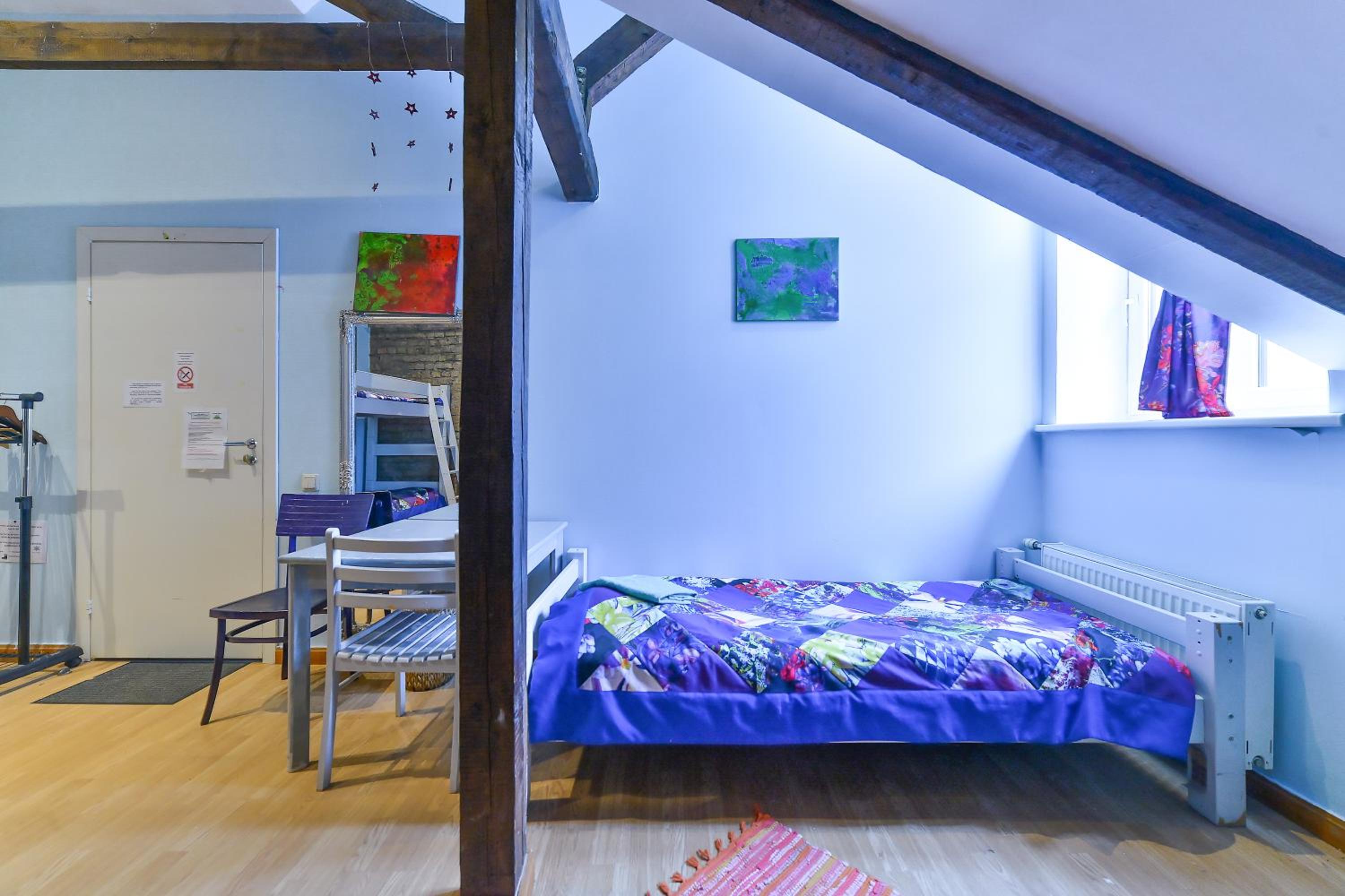 Bed in 4-Bed Female Dormitory Room photo 1