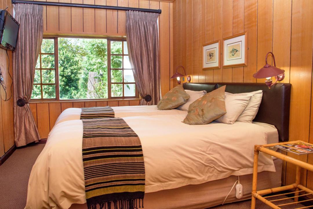 Standard Twin Room - Photo 4