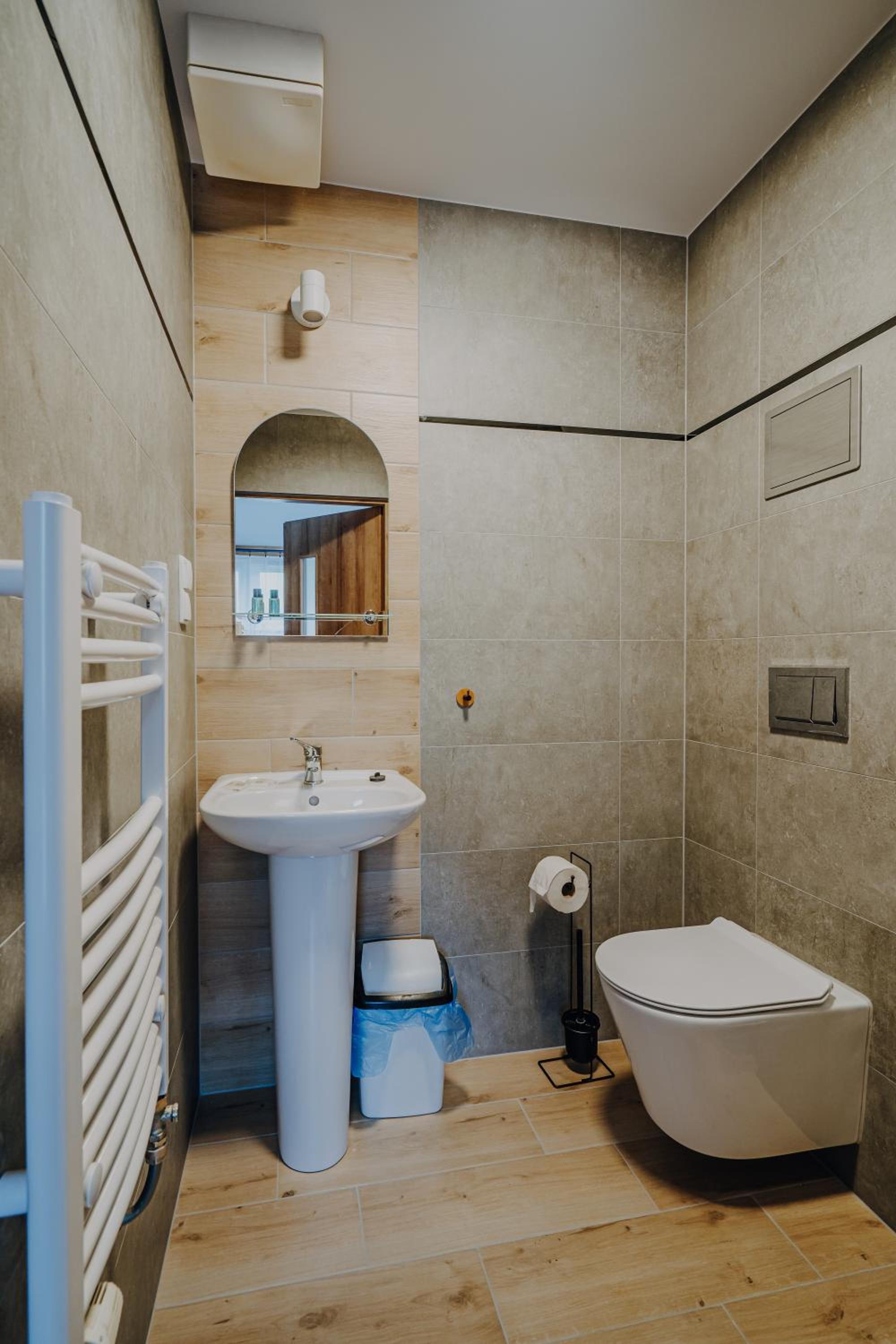 Double Room with Mountain View - Photo 4