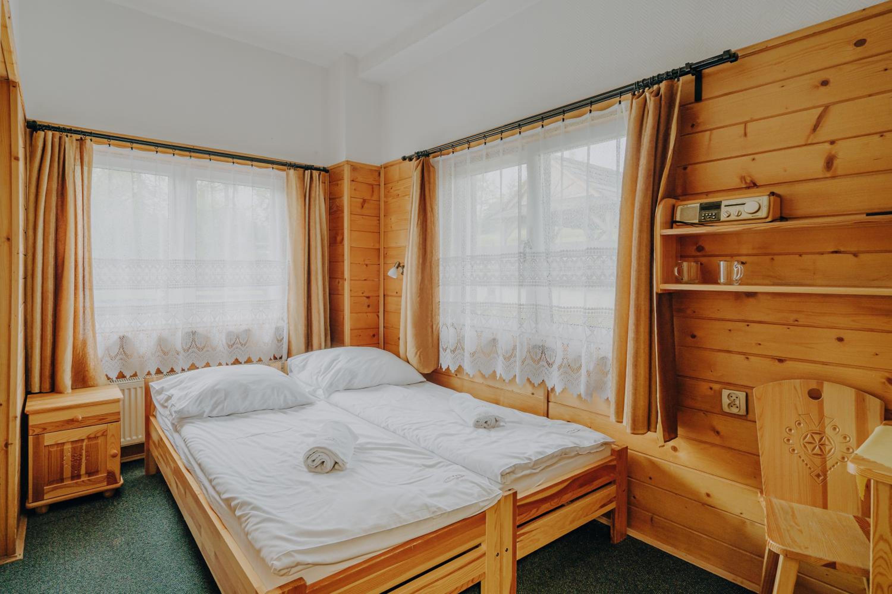 Double Room with Mountain View - Photo 3