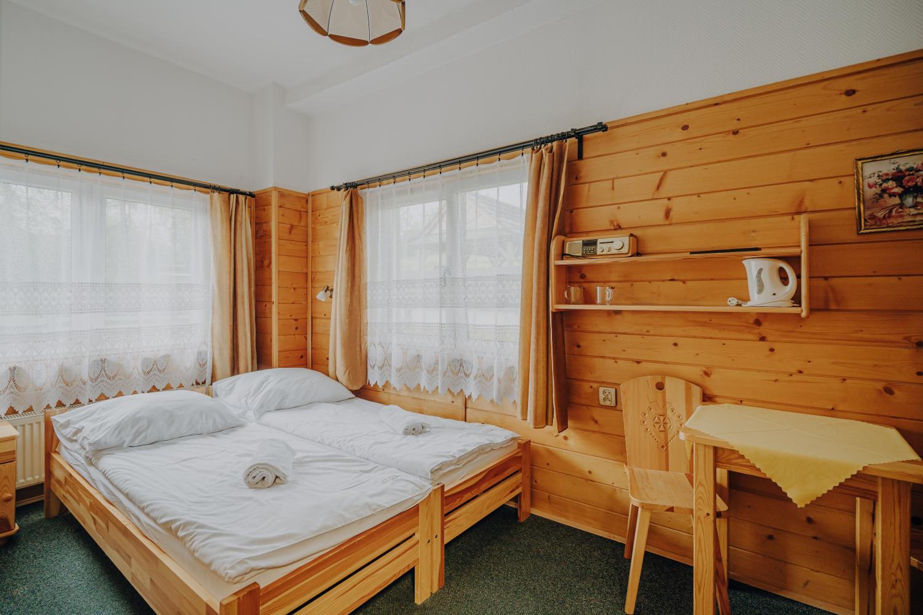 Double Room with Mountain View - Photo 8