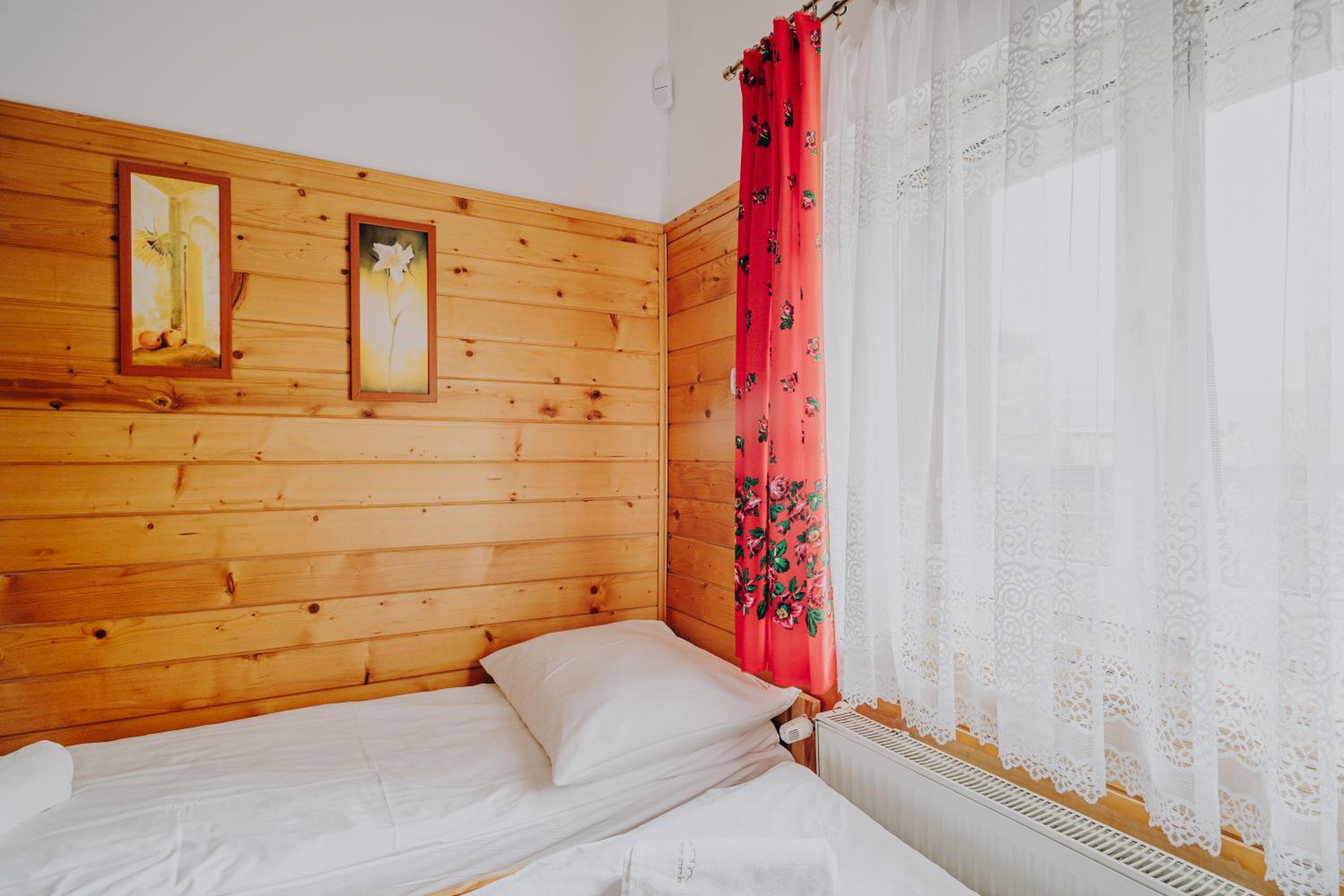 Twin Room with Mountain View - Photo 1
