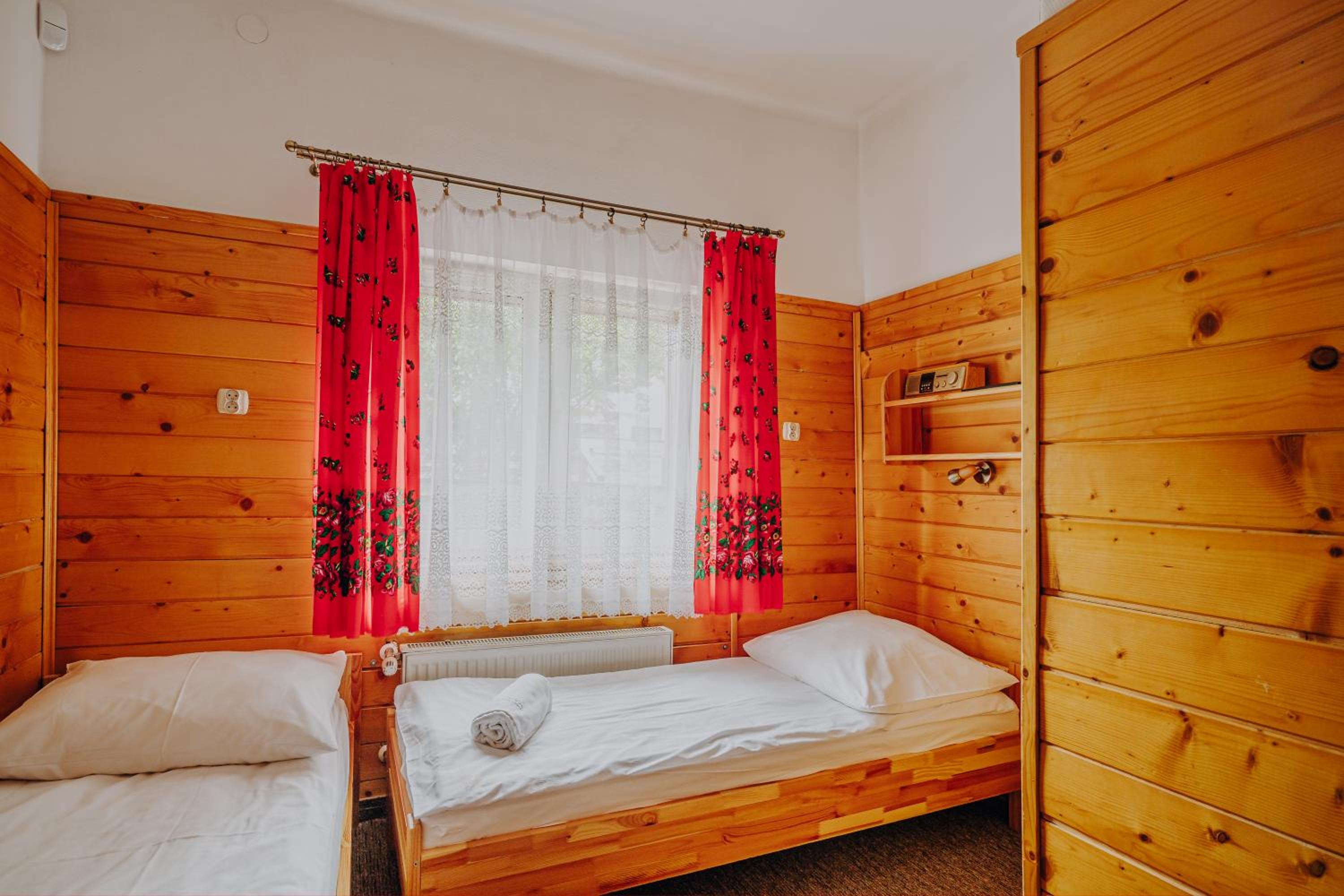 Twin Room with Mountain View - Photo 4