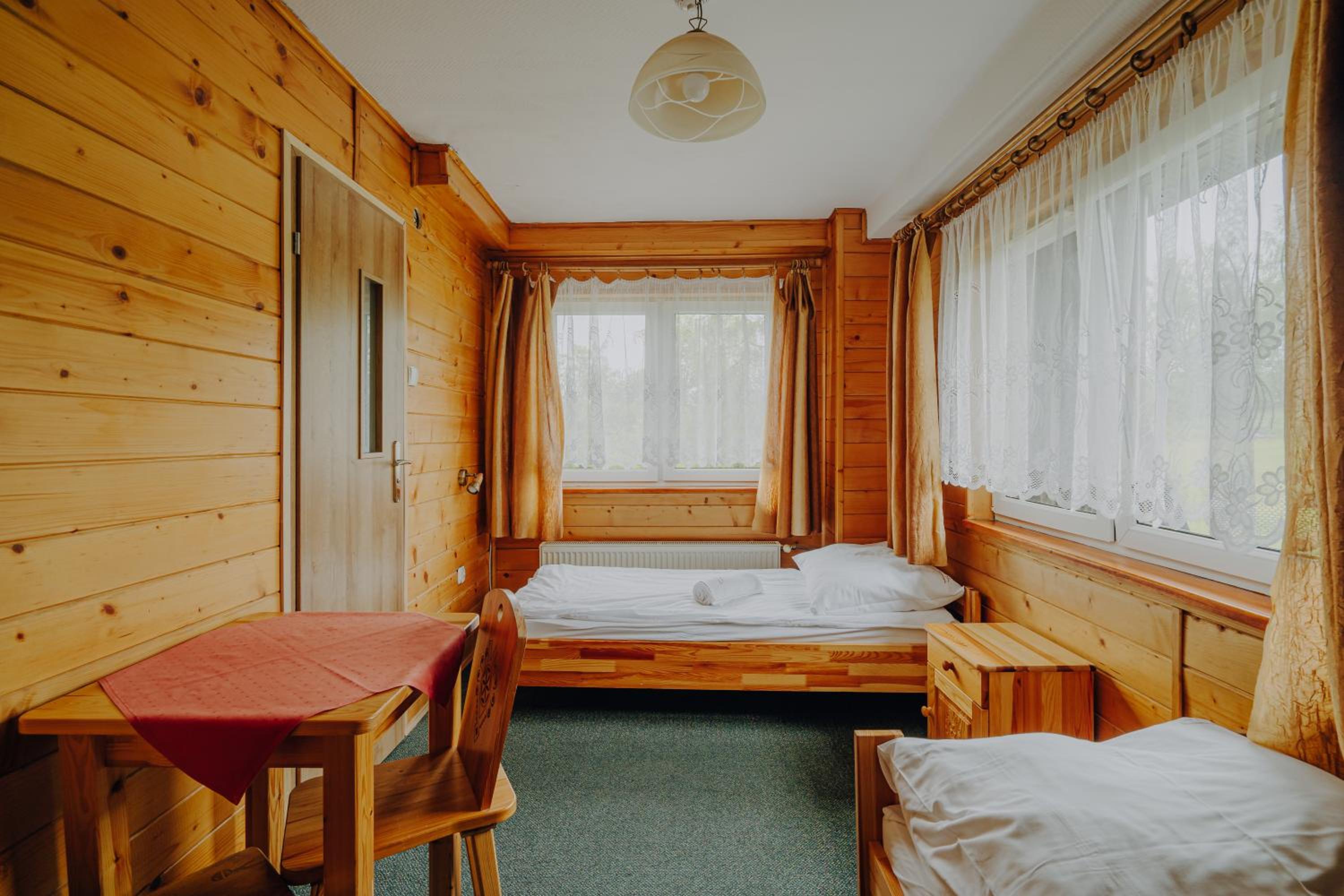 Twin Room with Mountain View - Photo 10