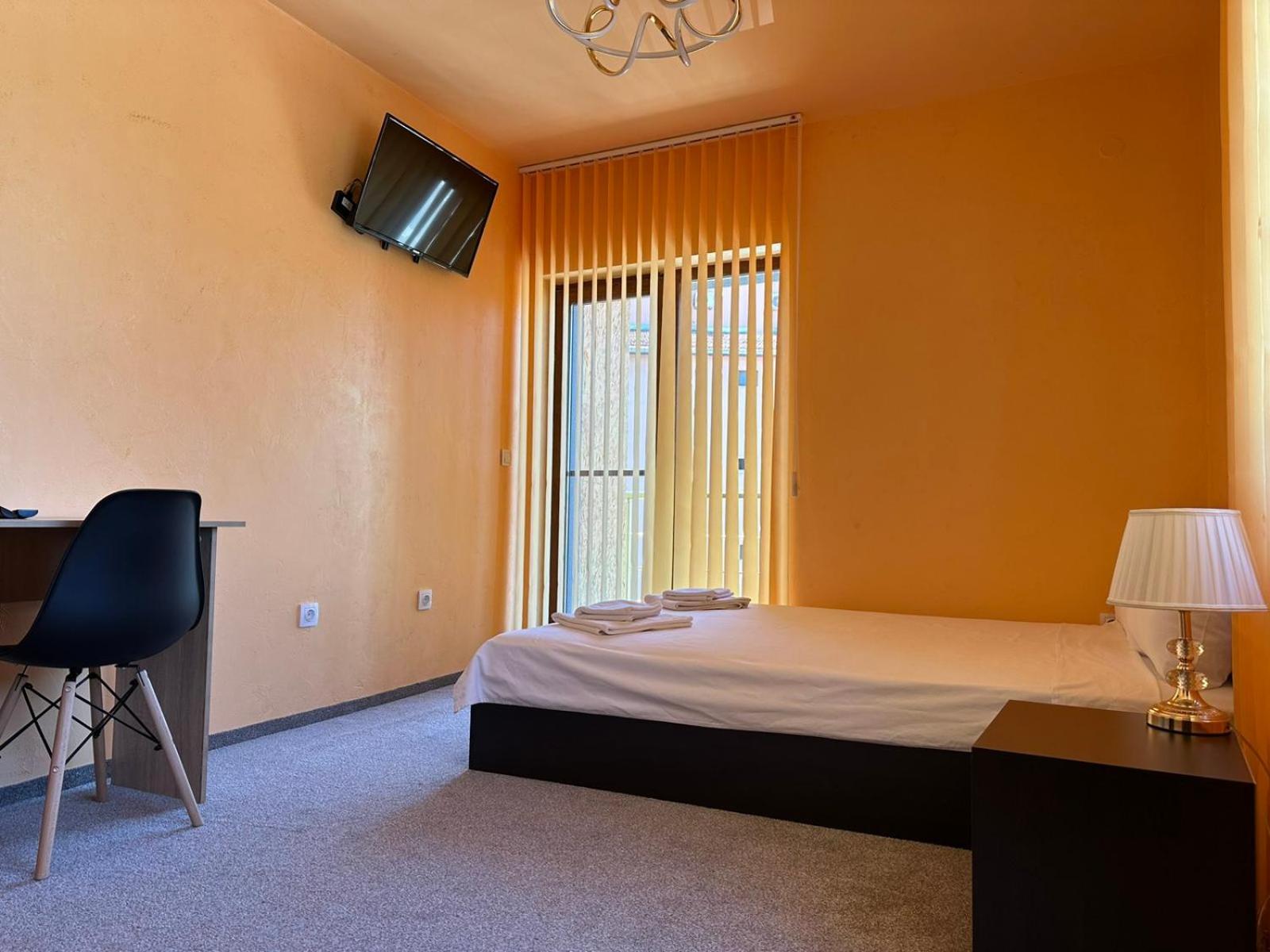 Deluxe Double Room with Balcony photo 1