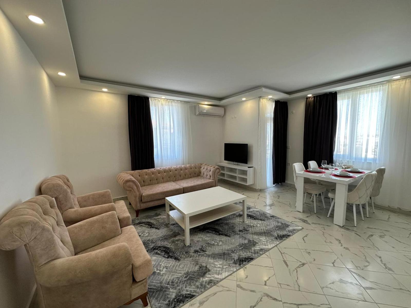 Apartment with View and Balcony - Photo 18