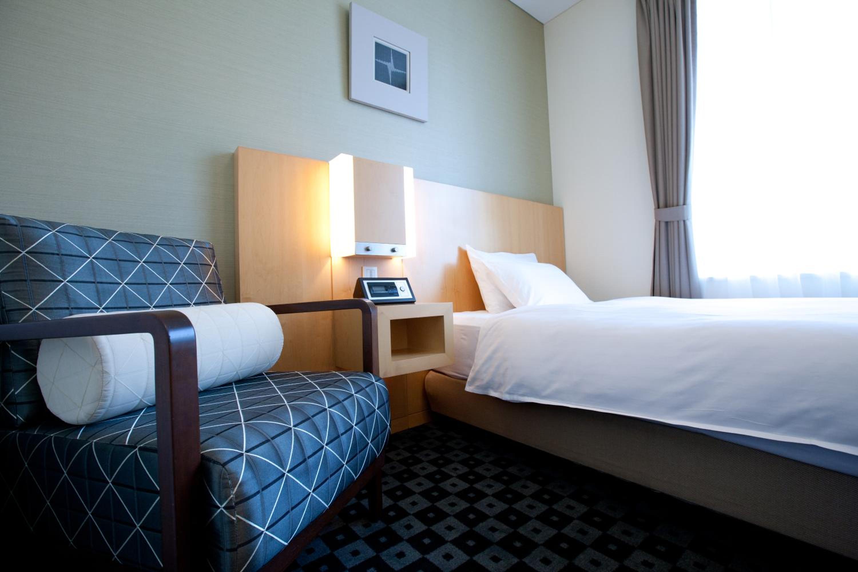 Single Room - Non-Smoking photo 2