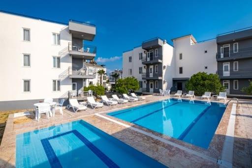 Apartment with View and Balcony - Photo 4