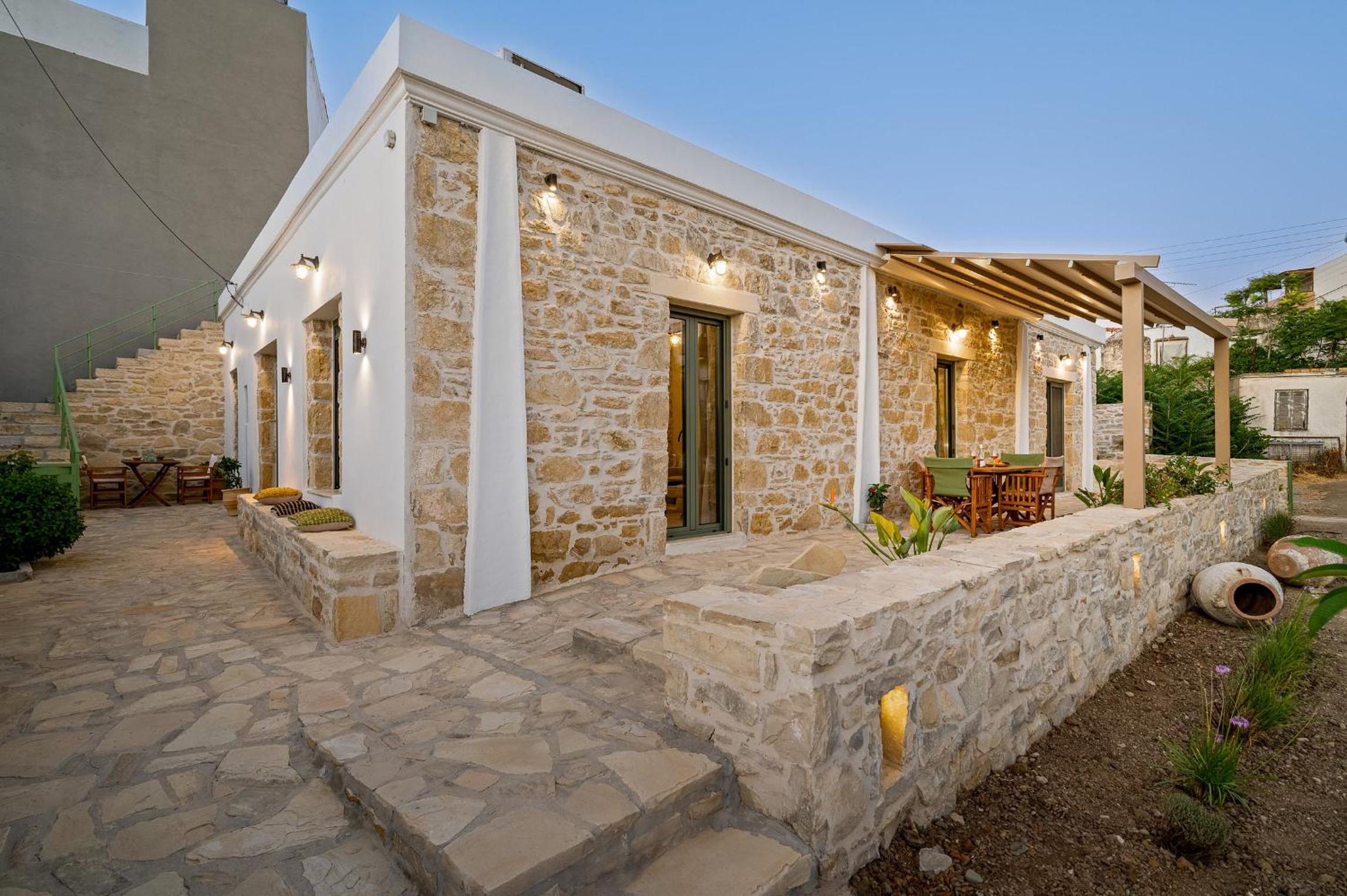 Villa photo 2