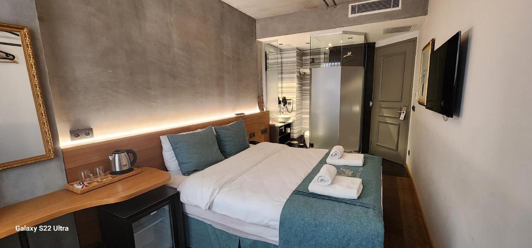 Economy Double Room photo 2