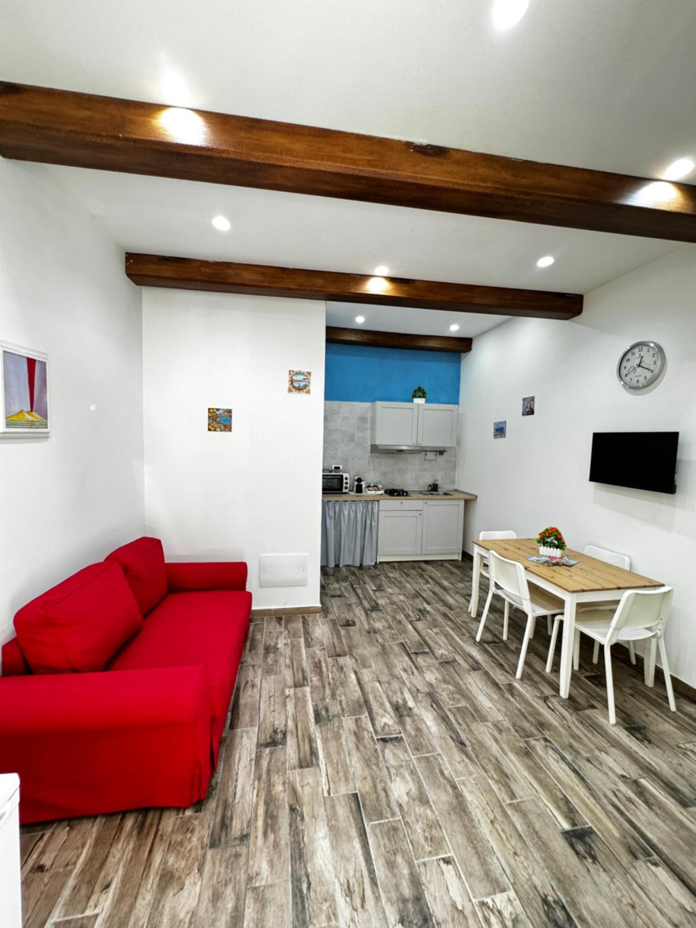 One-Bedroom Apartment