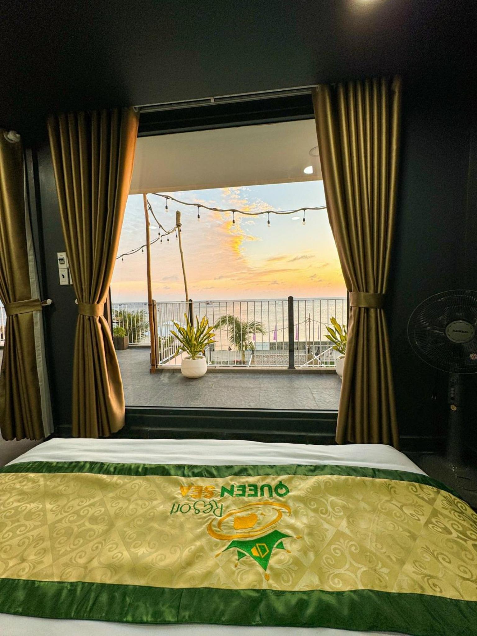 King Room with Sea View
