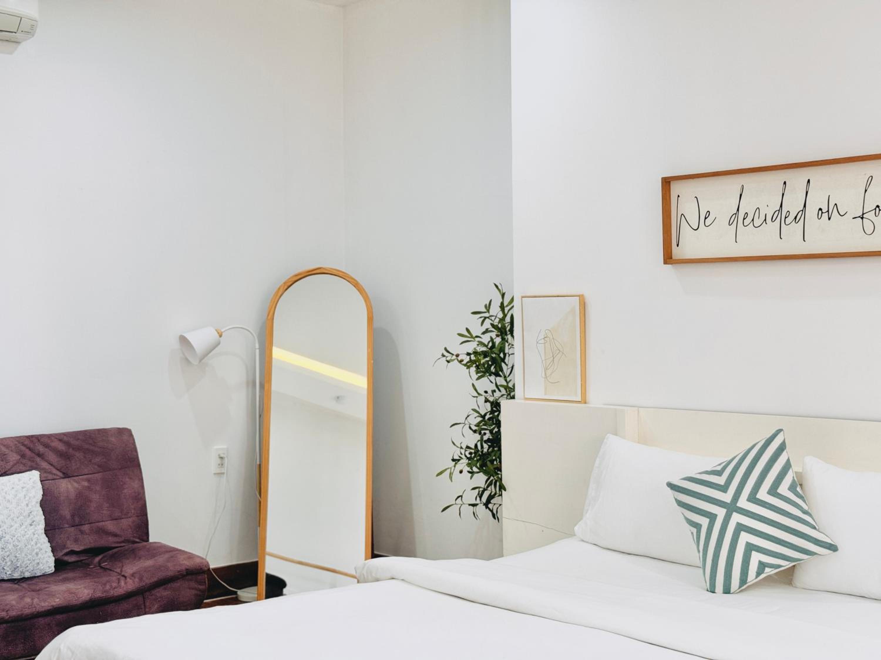 Deluxe Double Room with Balcony - Photo 1