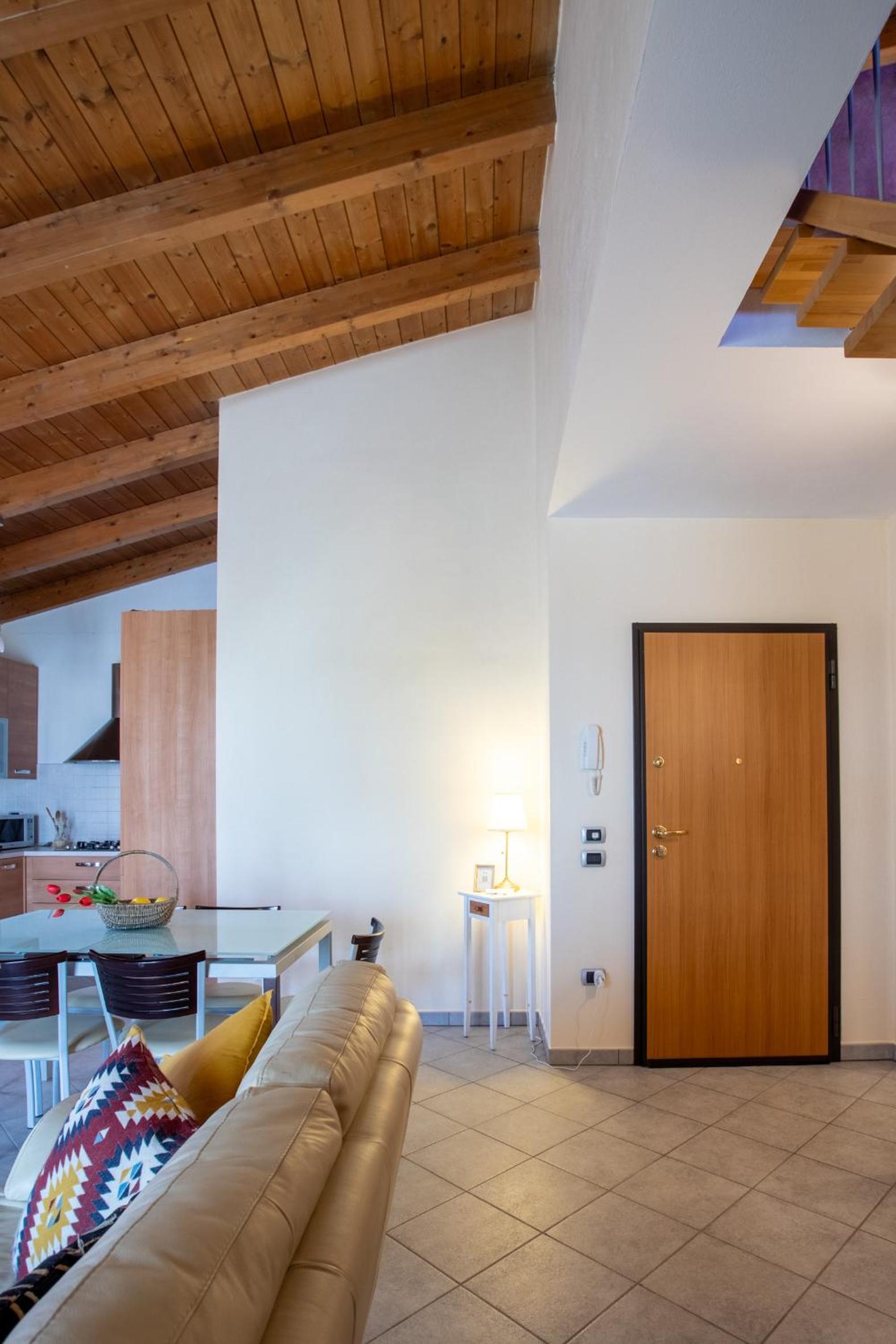 Two-Bedroom House photo 2