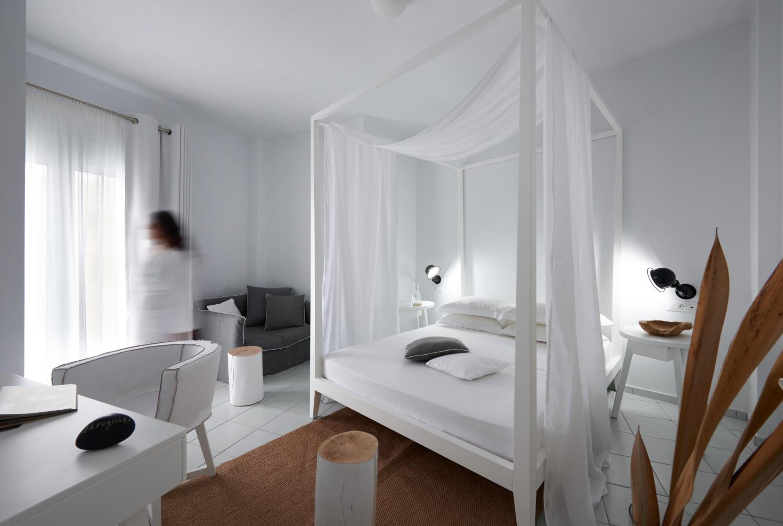 Superior Apartment with Side Sea View photo 2