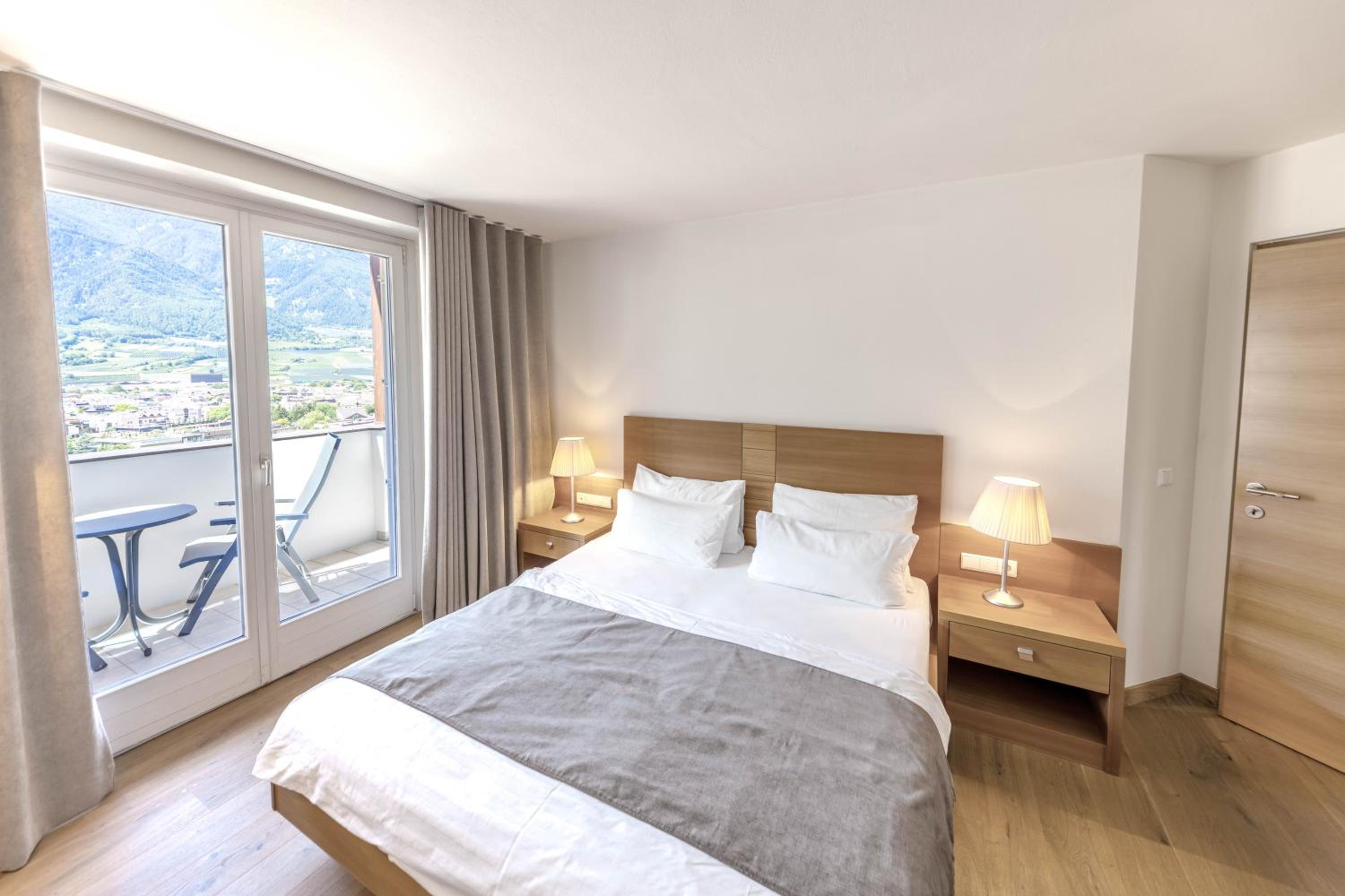 Suite with Balcony photo 2