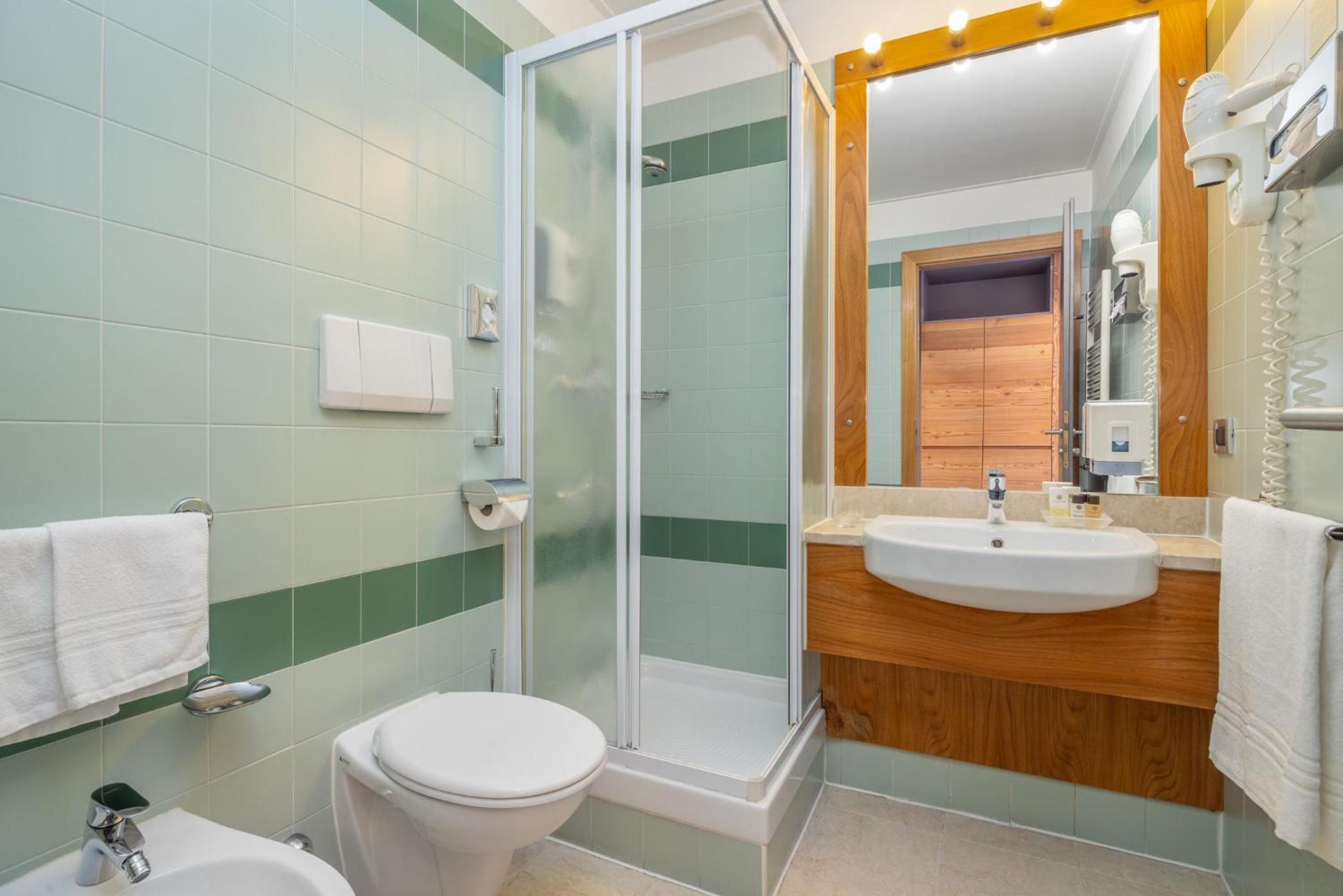 Superior Double Room - Photo 7