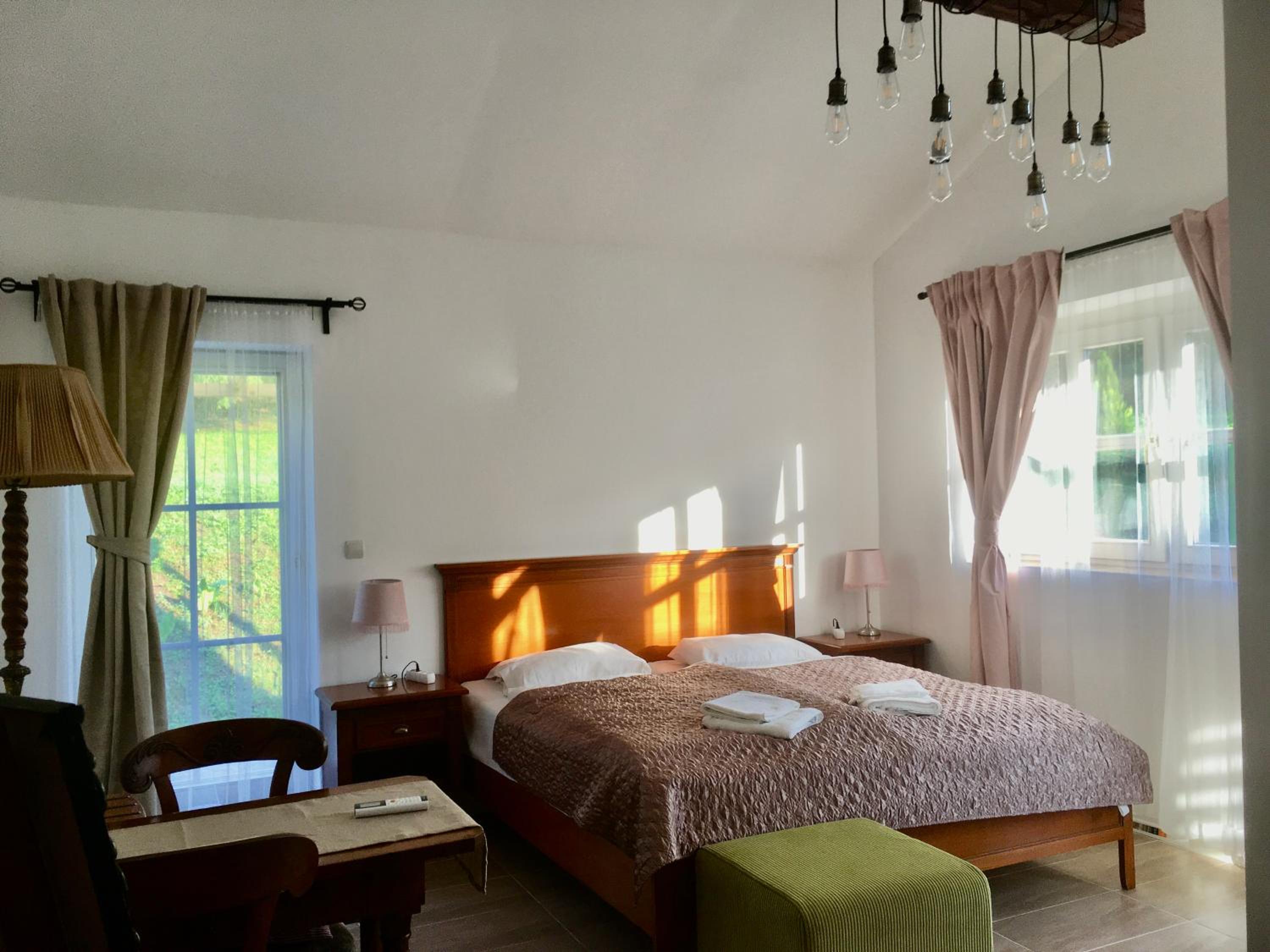 Queen Room with Garden View - Photo 1