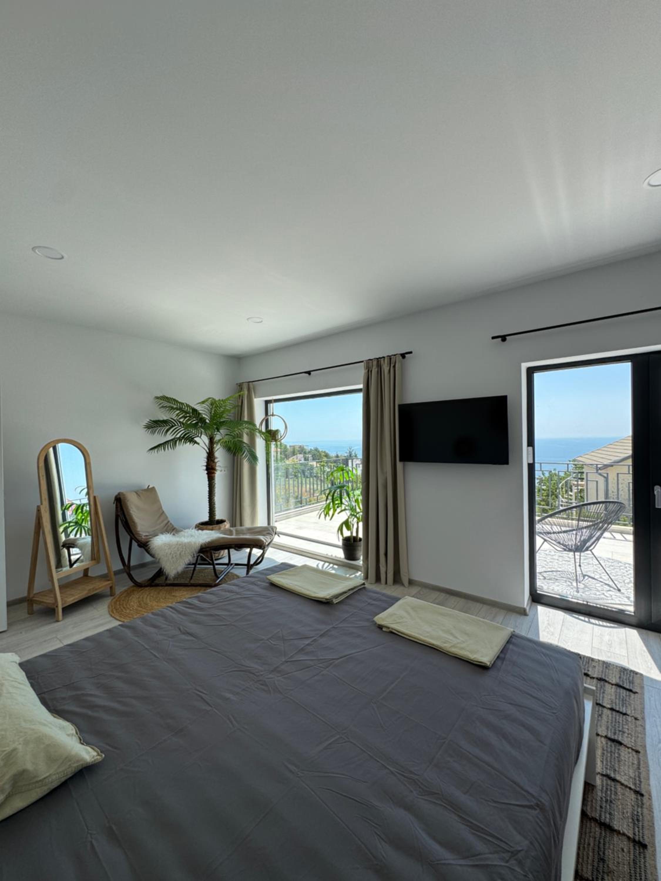 Three-Bedroom Villa photo 3