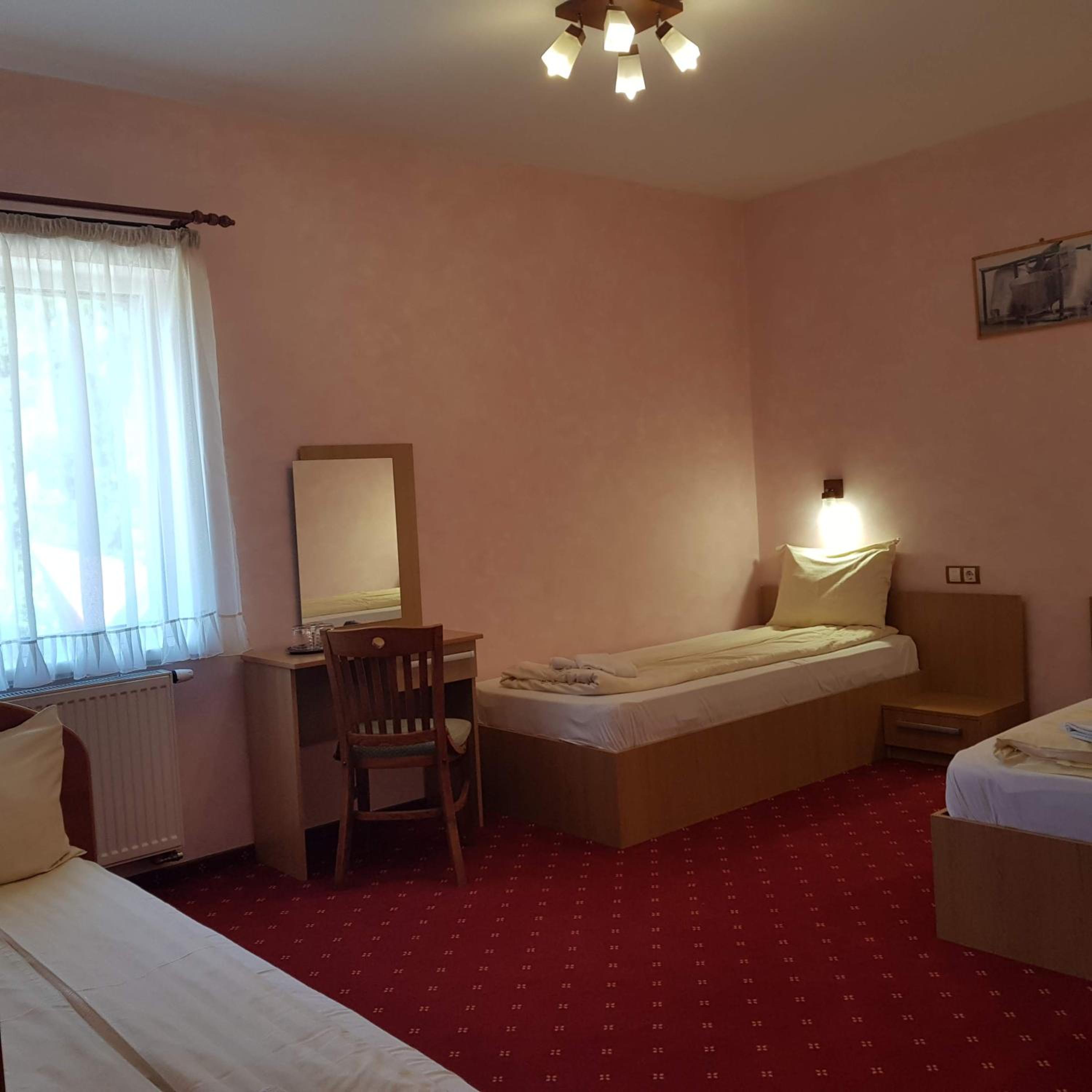 Standard Triple Room photo 1